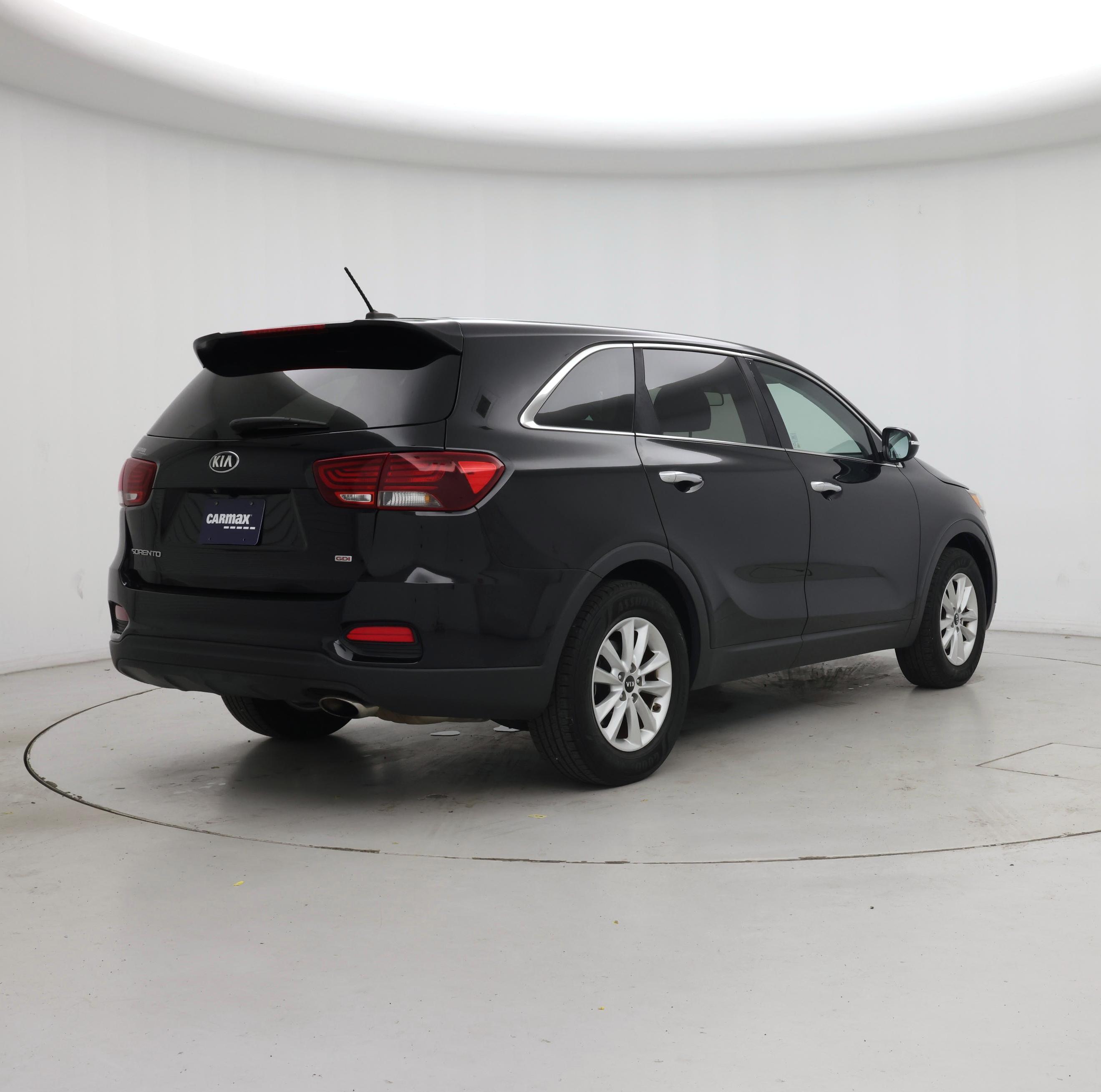Thumbnail: 2019 Kia Sorento - 8