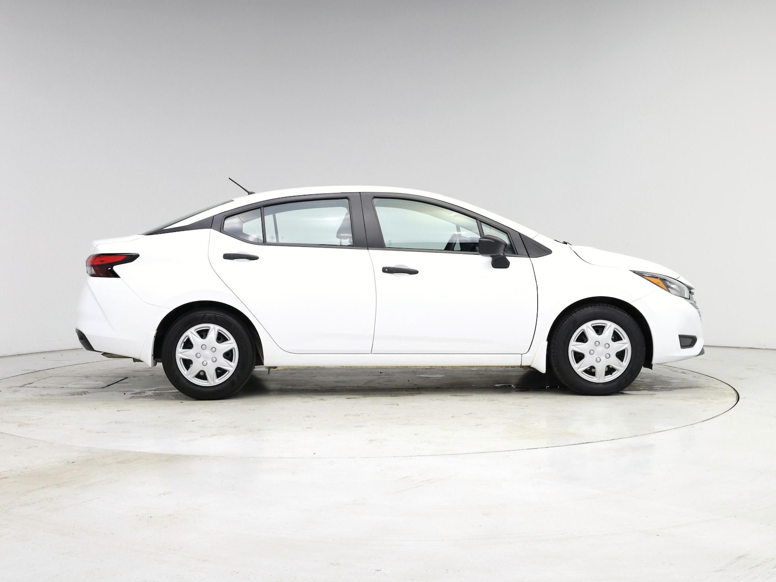 2025 Nissan Versa Sedan S - Photo 8