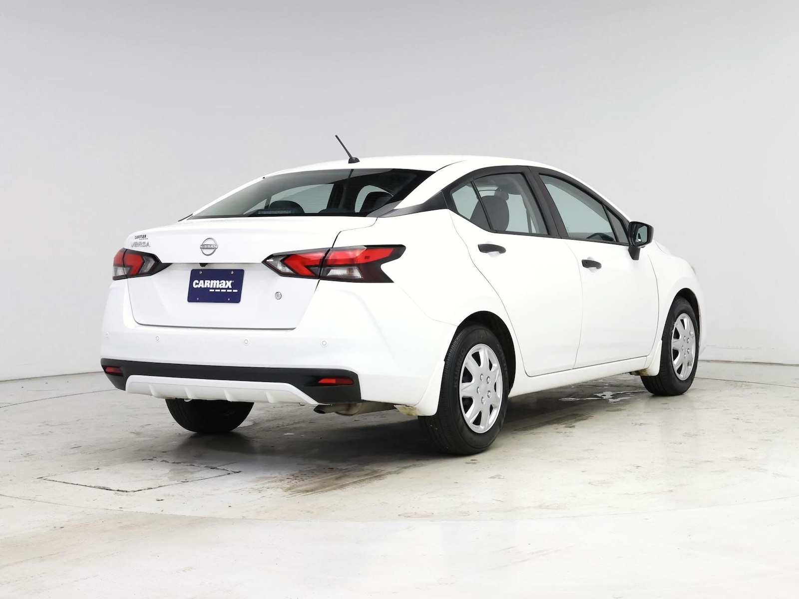 2025 Nissan Versa Sedan S - Photo 9