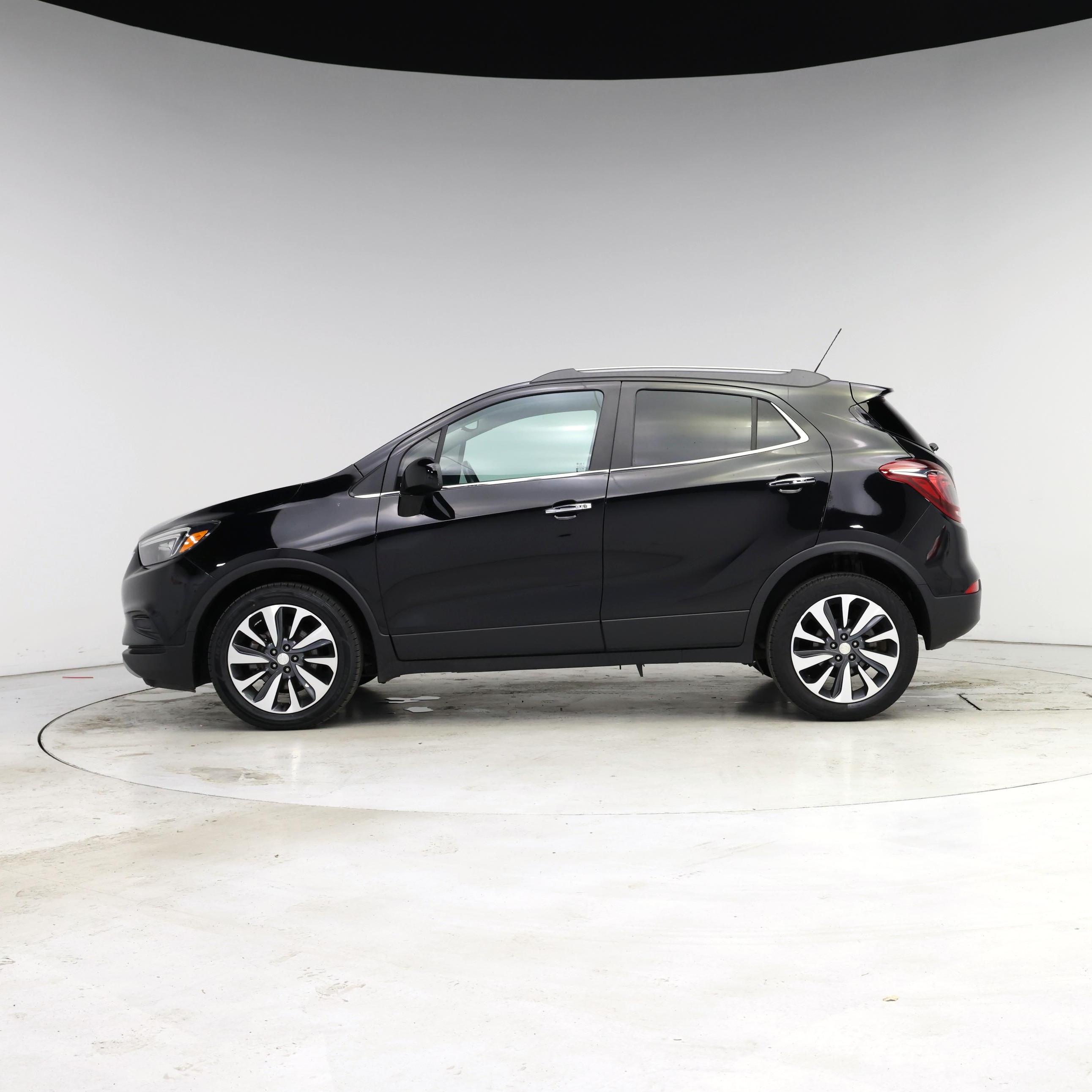 Thumbnail: 2022 Buick Encore - 3