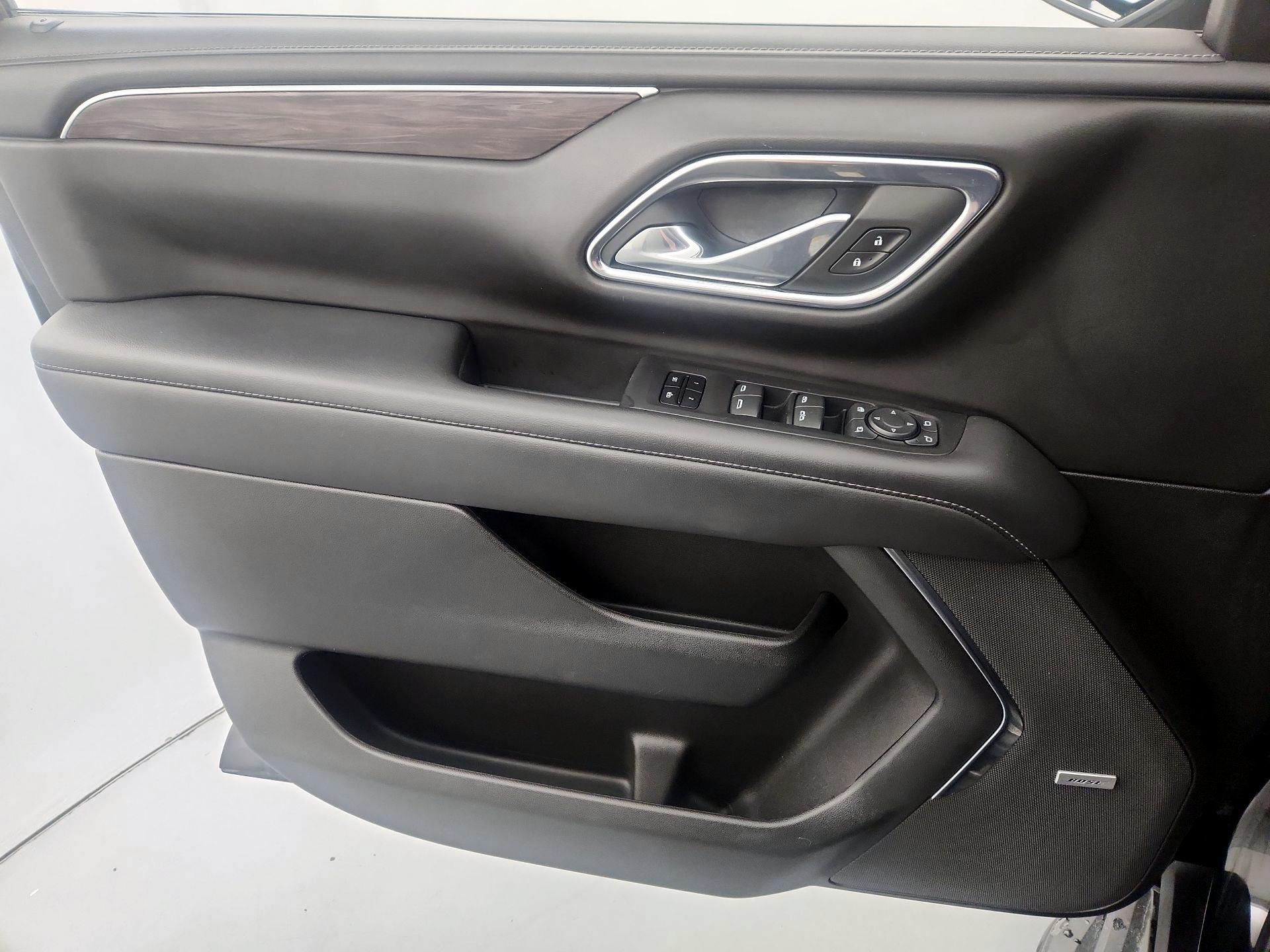 Thumbnail: 2023 Chevrolet Tahoe - 12