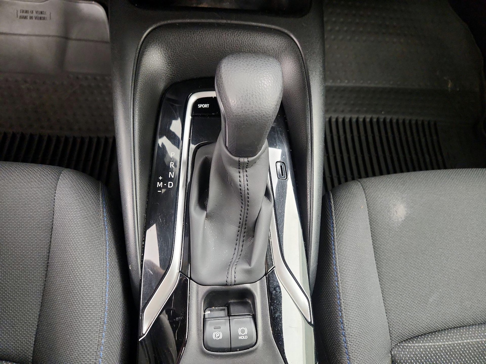 2022 Toyota Corolla SE - Photo 18