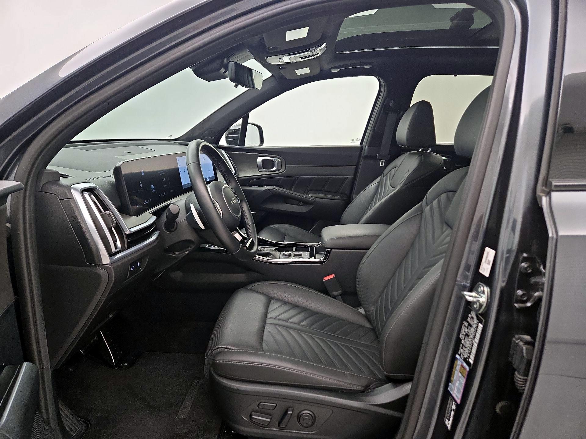 Thumbnail: 2024 Kia Sorento - 11