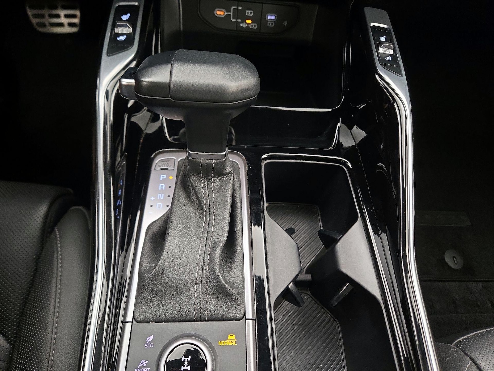2024 Kia Sorento X-Pro SX Prestige - Photo 19
