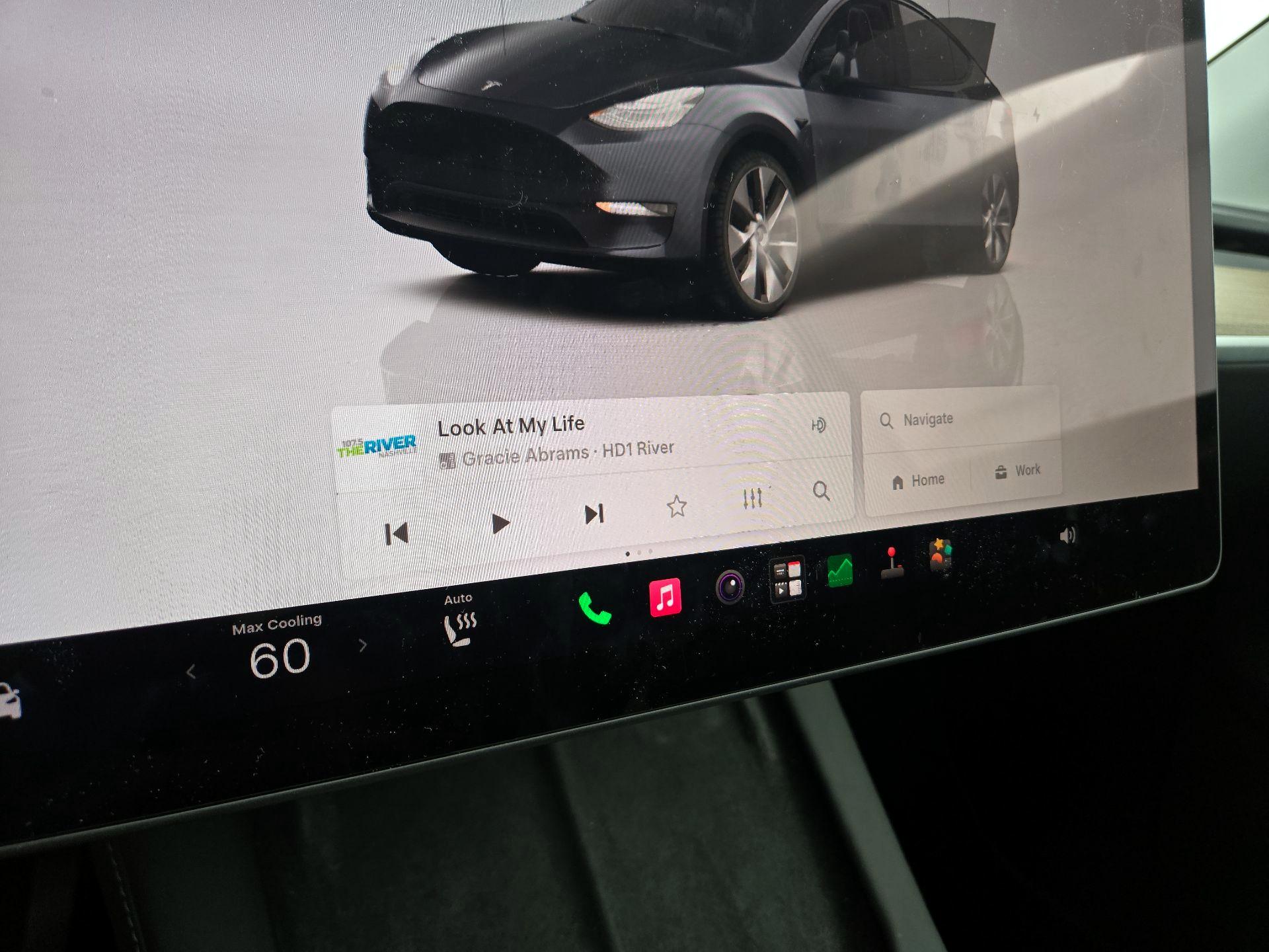 Thumbnail: 2023 Tesla Model Y - 14