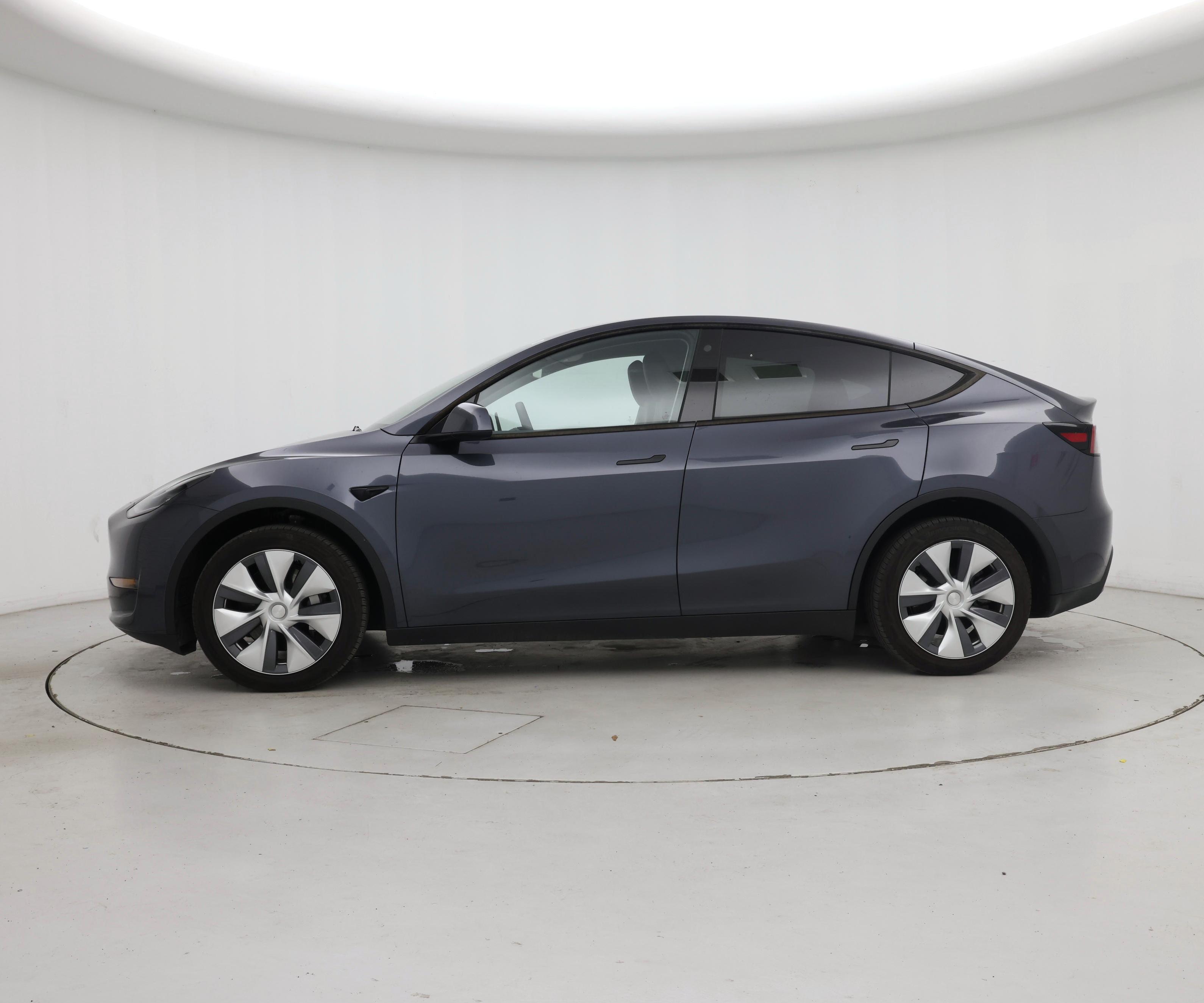Thumbnail: 2023 Tesla Model Y - 3