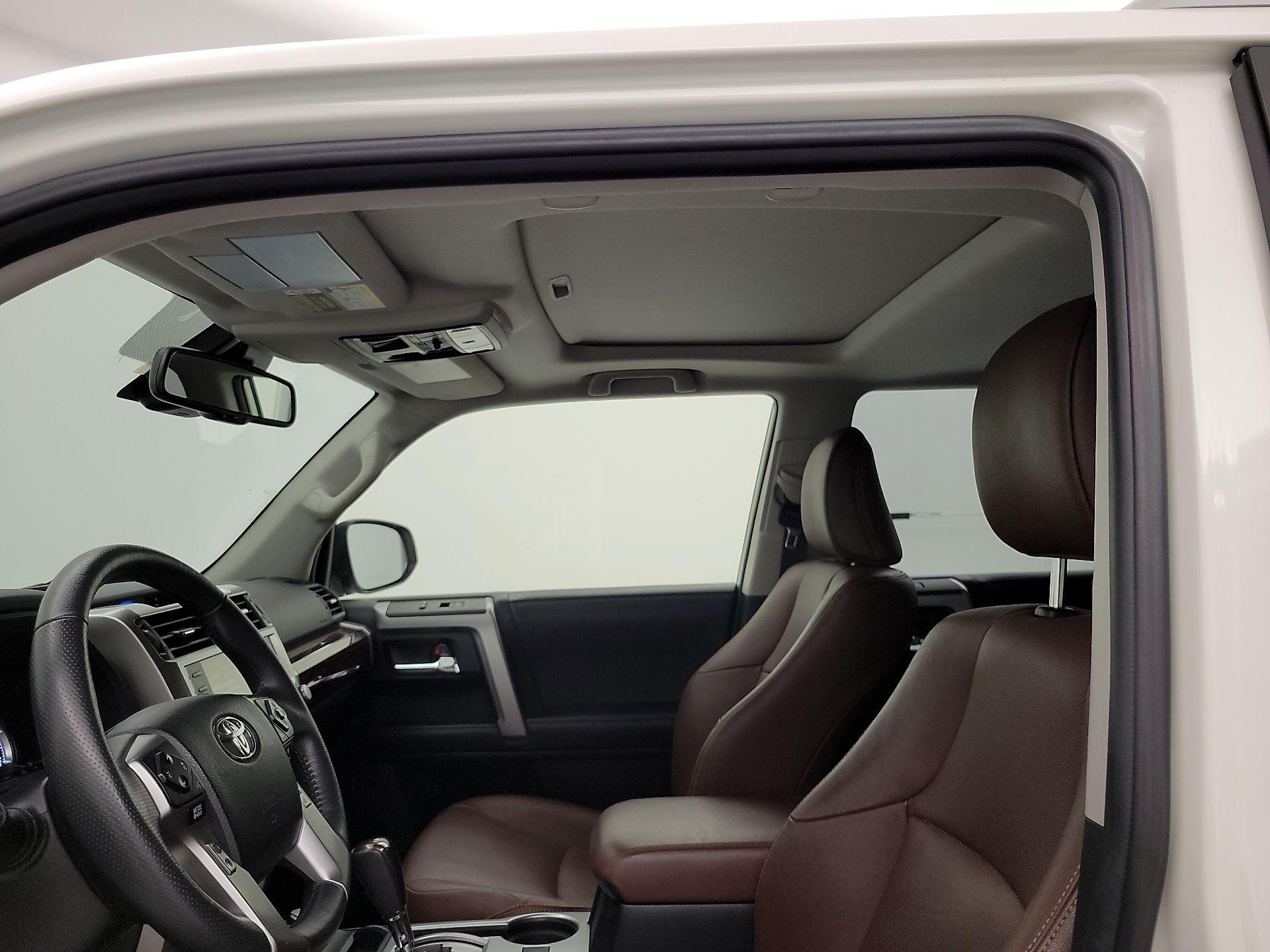 Thumbnail: 2021 Toyota 4Runner - 20