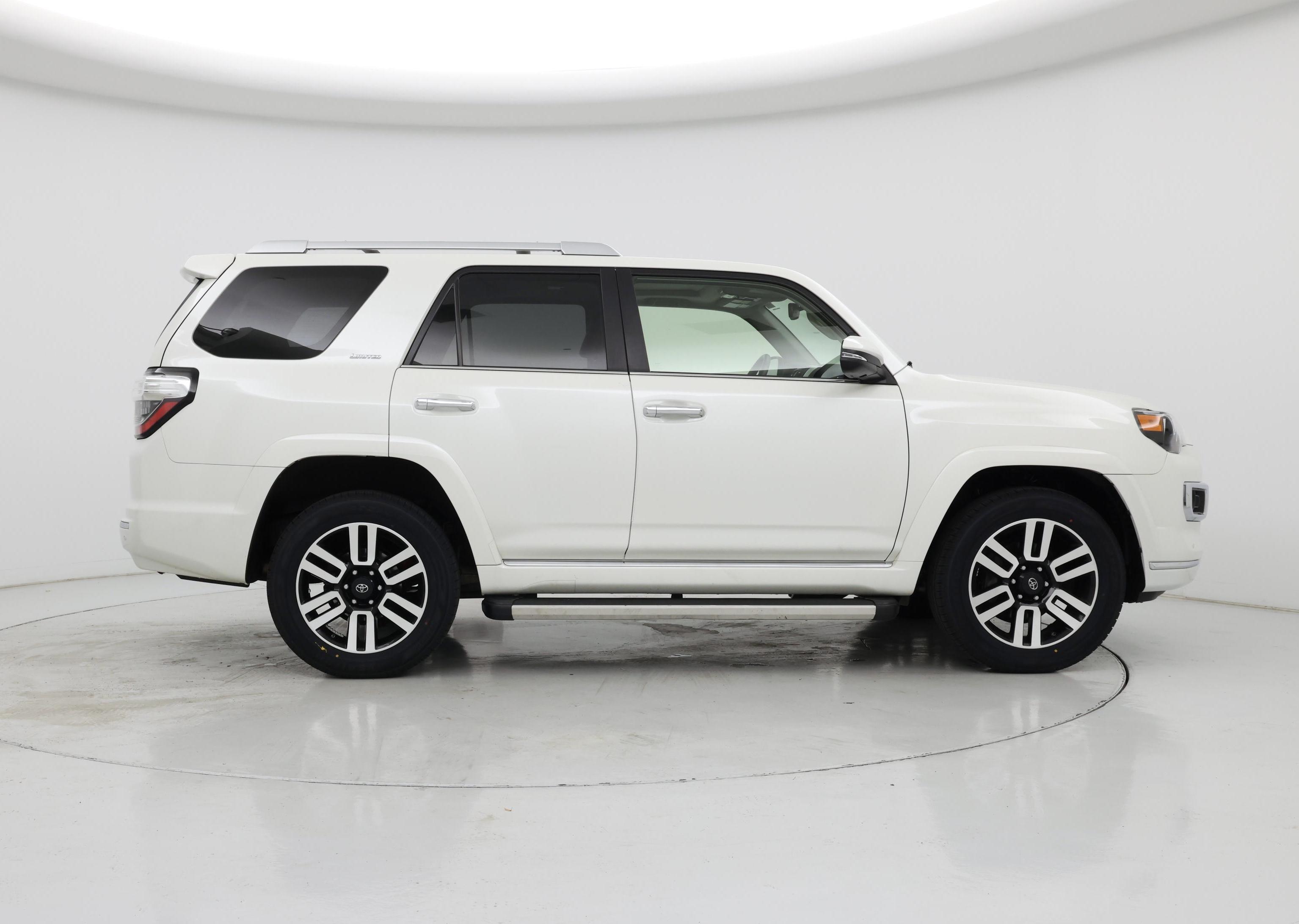 Thumbnail: 2021 Toyota 4Runner - 7