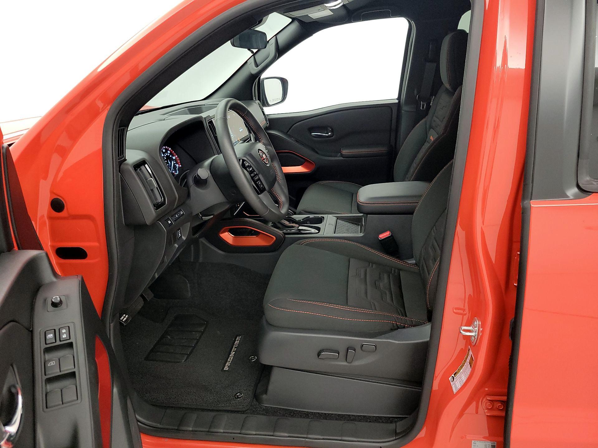 Thumbnail: 2025 Nissan Frontier - 9