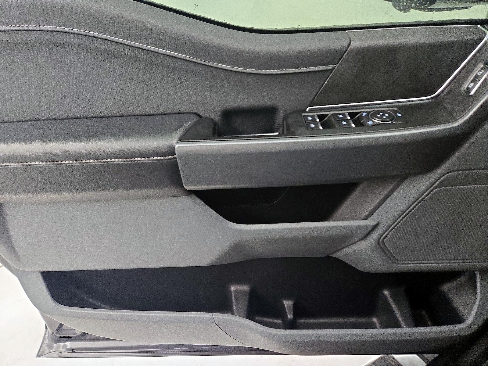 2024 Ford F-150 XLT - Photo 13