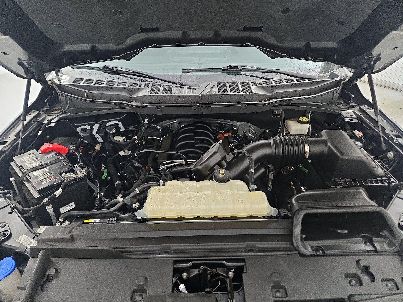 2024 Ford F-150 XLT - Photo 23