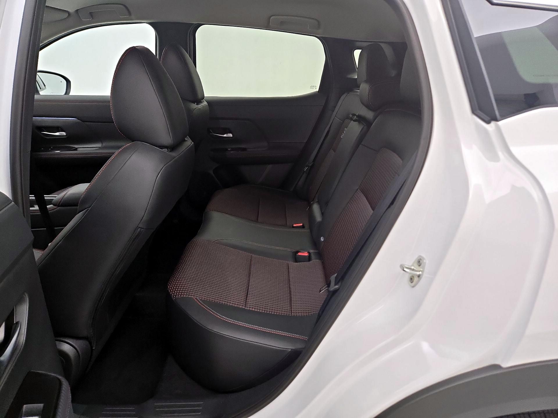 Thumbnail: 2025 Nissan Kicks - 19