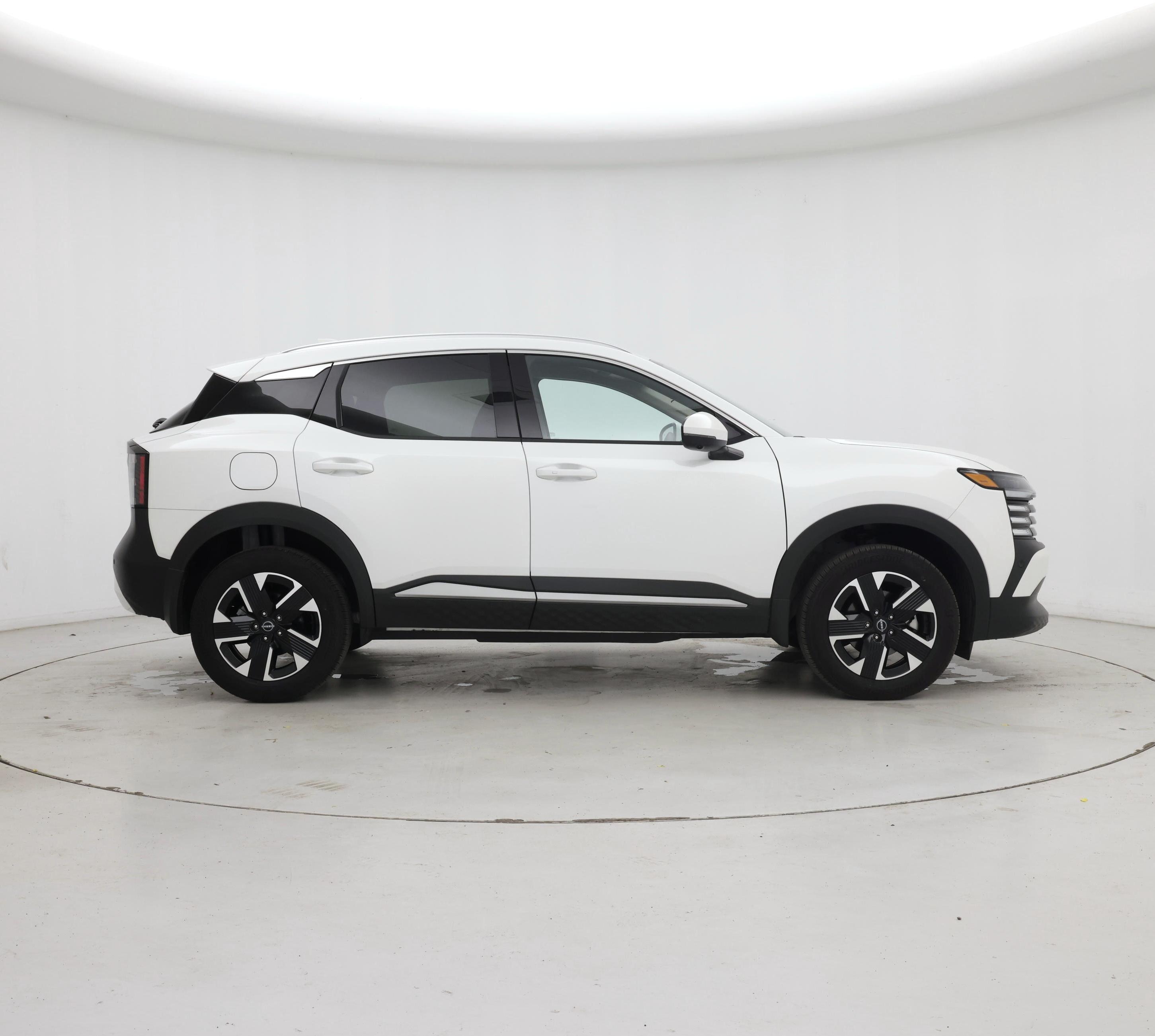 Thumbnail: 2025 Nissan Kicks - 7