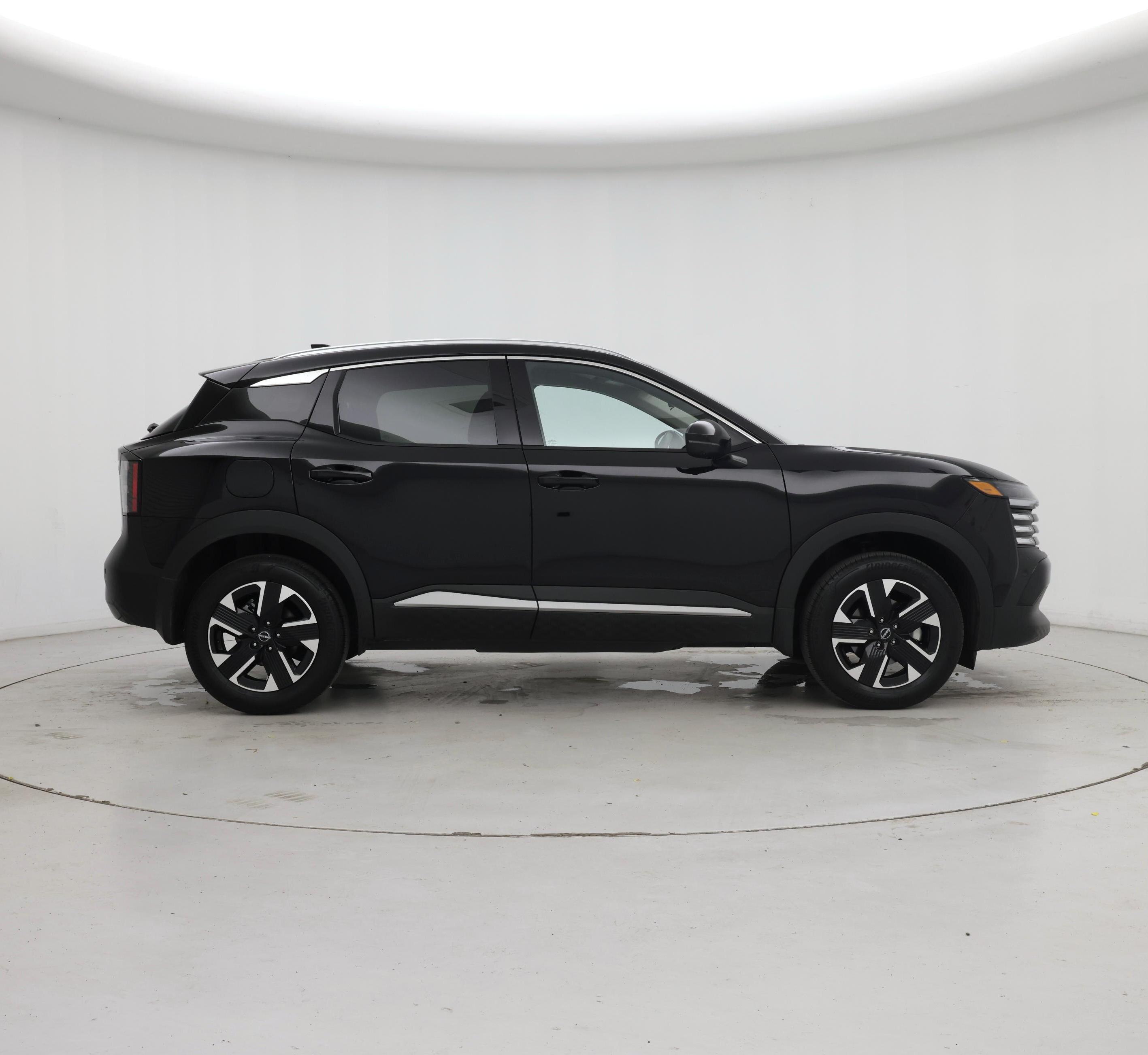 Thumbnail: 2025 Nissan Kicks - 7