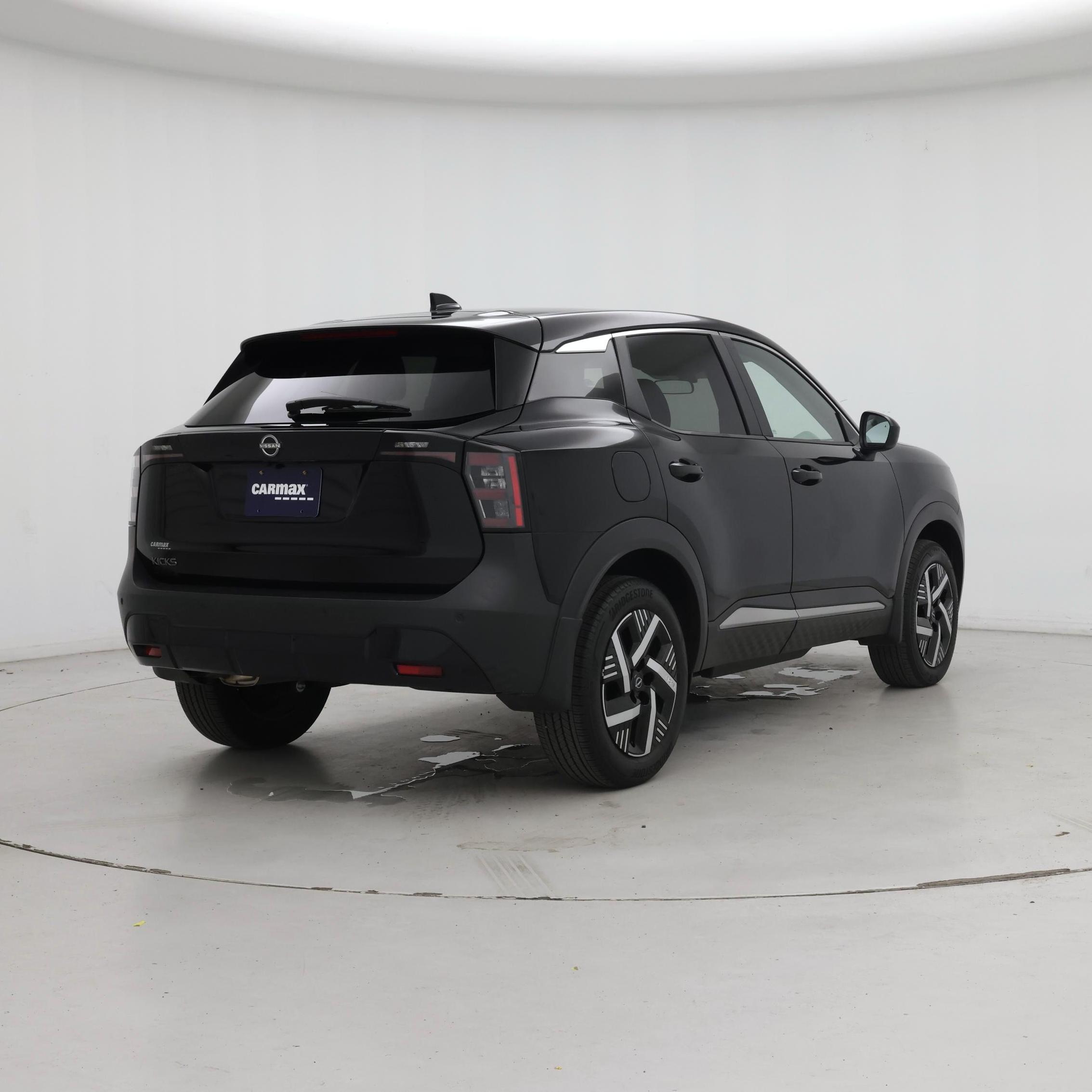 Thumbnail: 2025 Nissan Kicks - 8