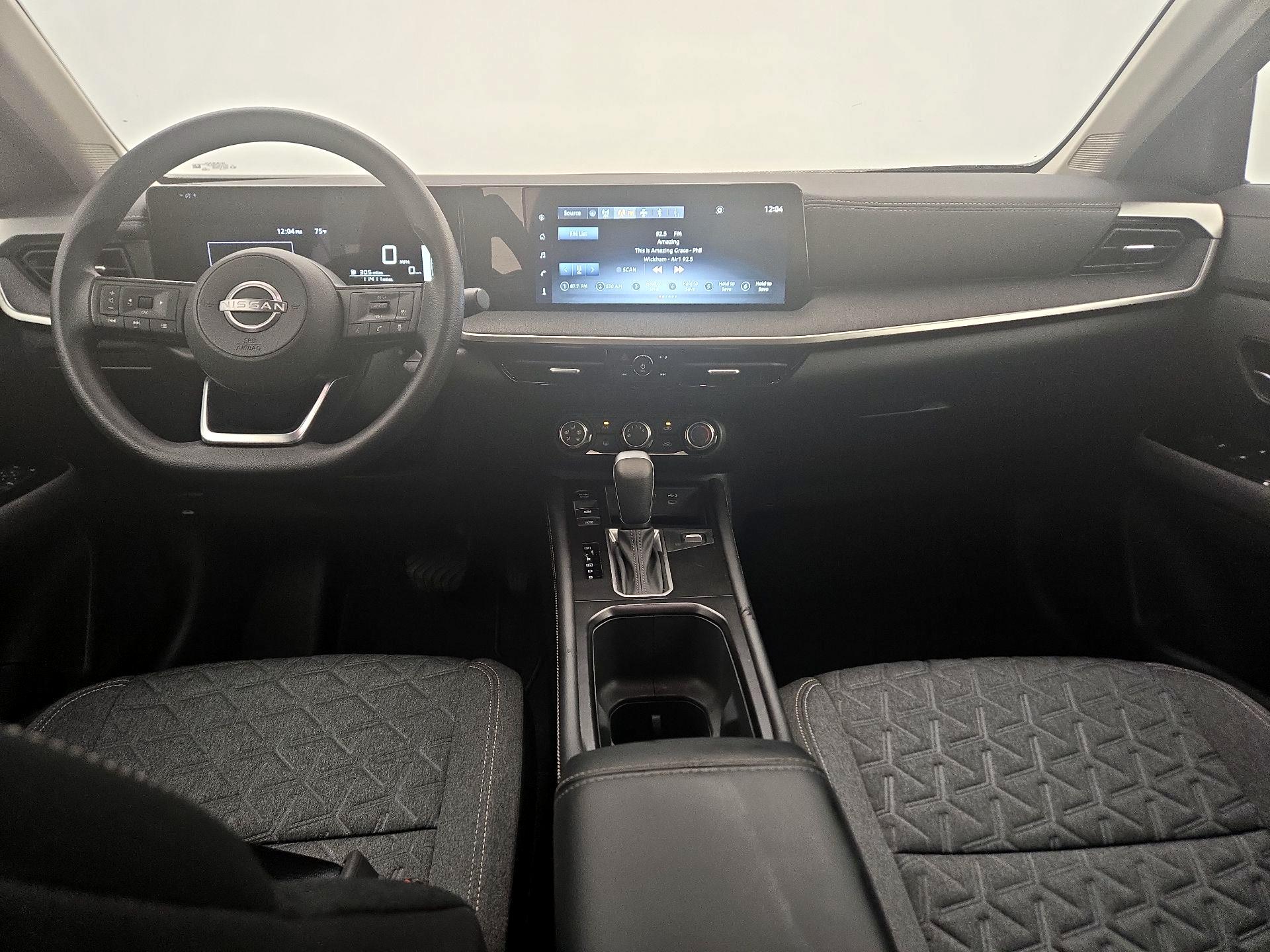 Thumbnail: 2025 Nissan Kicks - 9