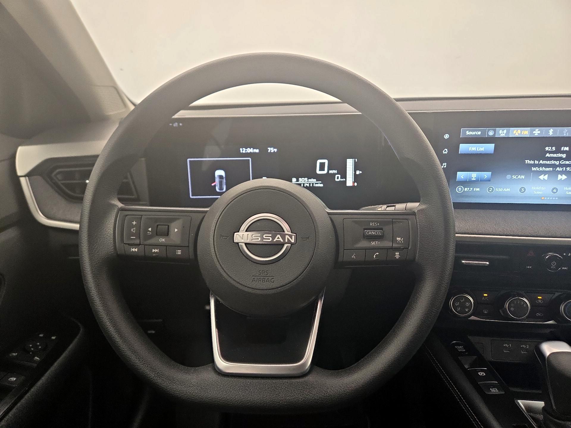 Thumbnail: 2025 Nissan Kicks - 10
