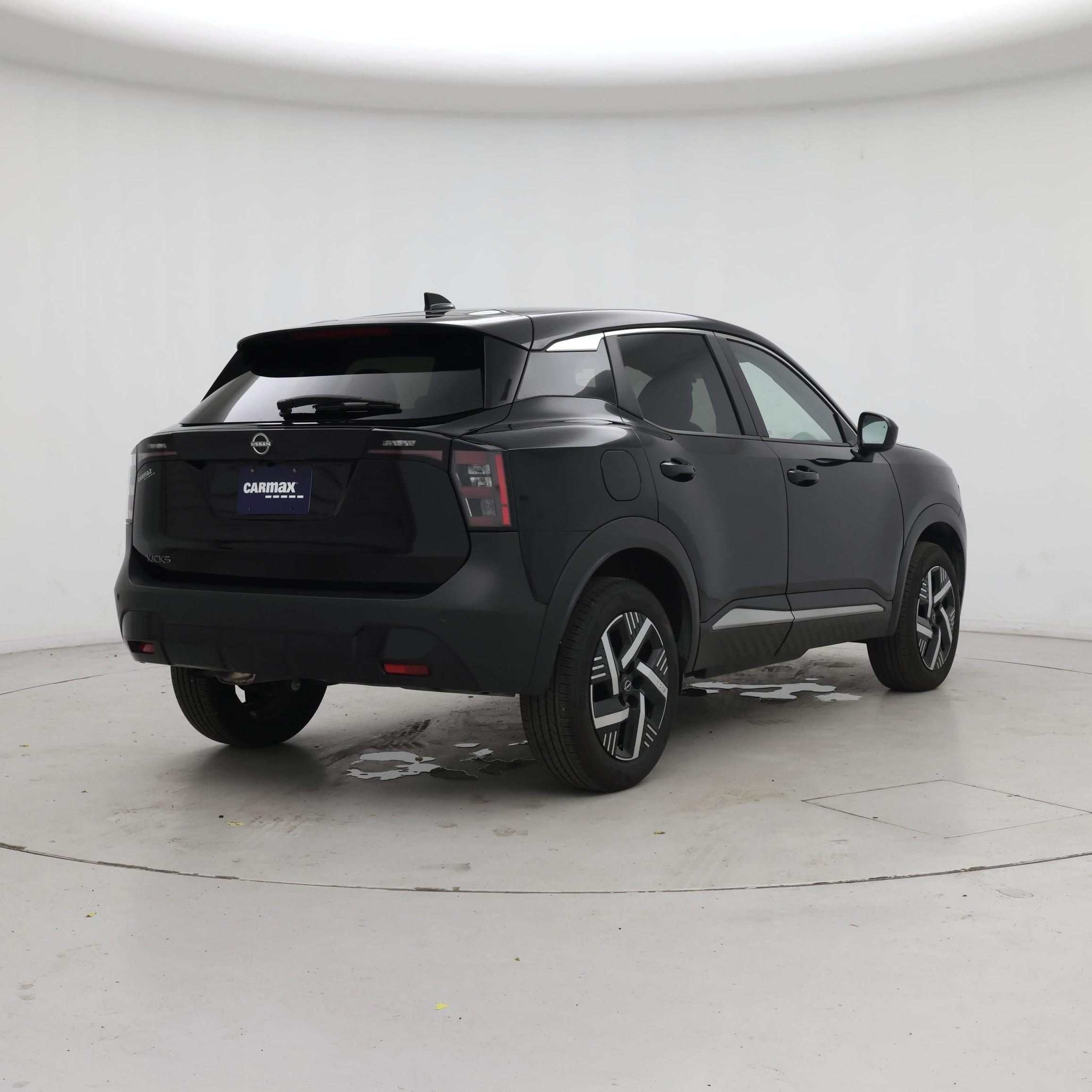 Thumbnail: 2025 Nissan Kicks - 8