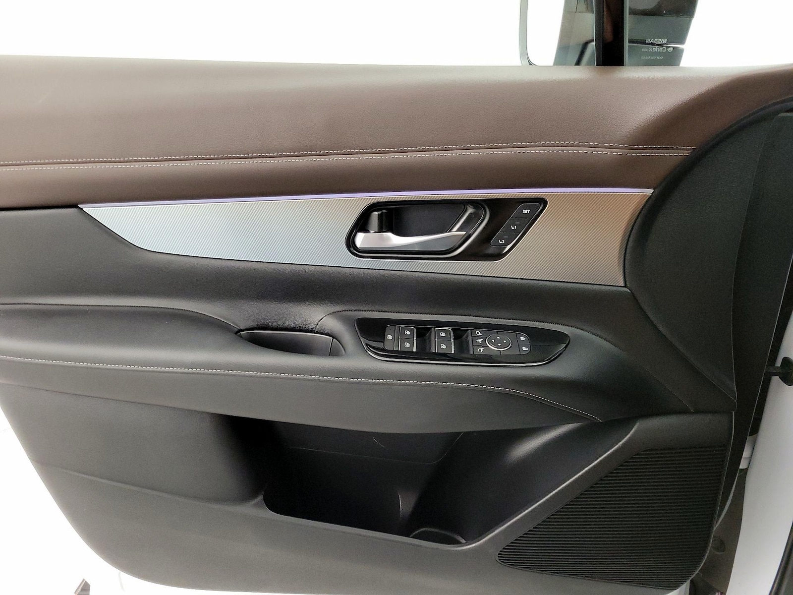2025 Nissan Murano Platinum - Photo 13