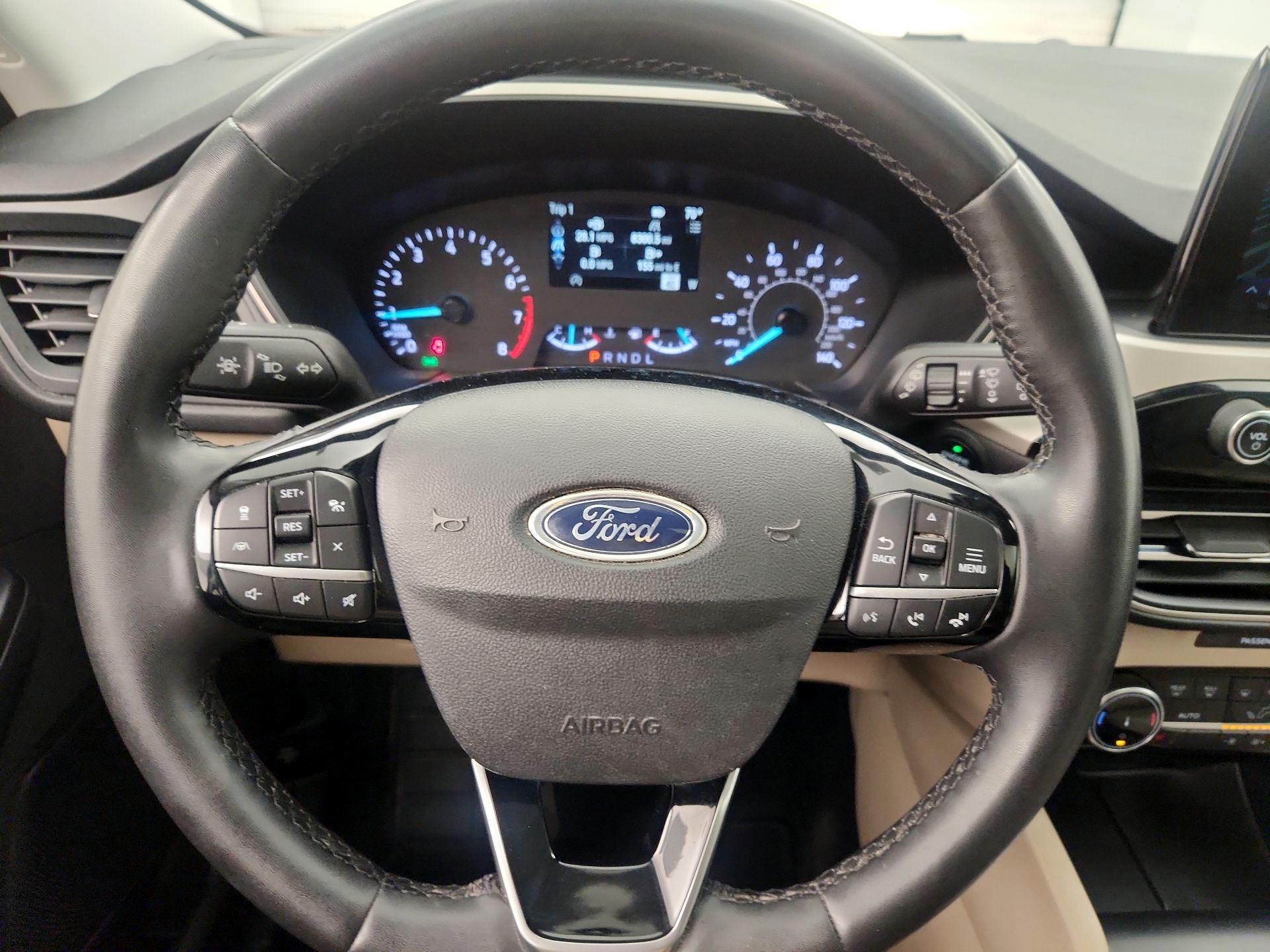 Thumbnail: 2022 Ford Escape - 10