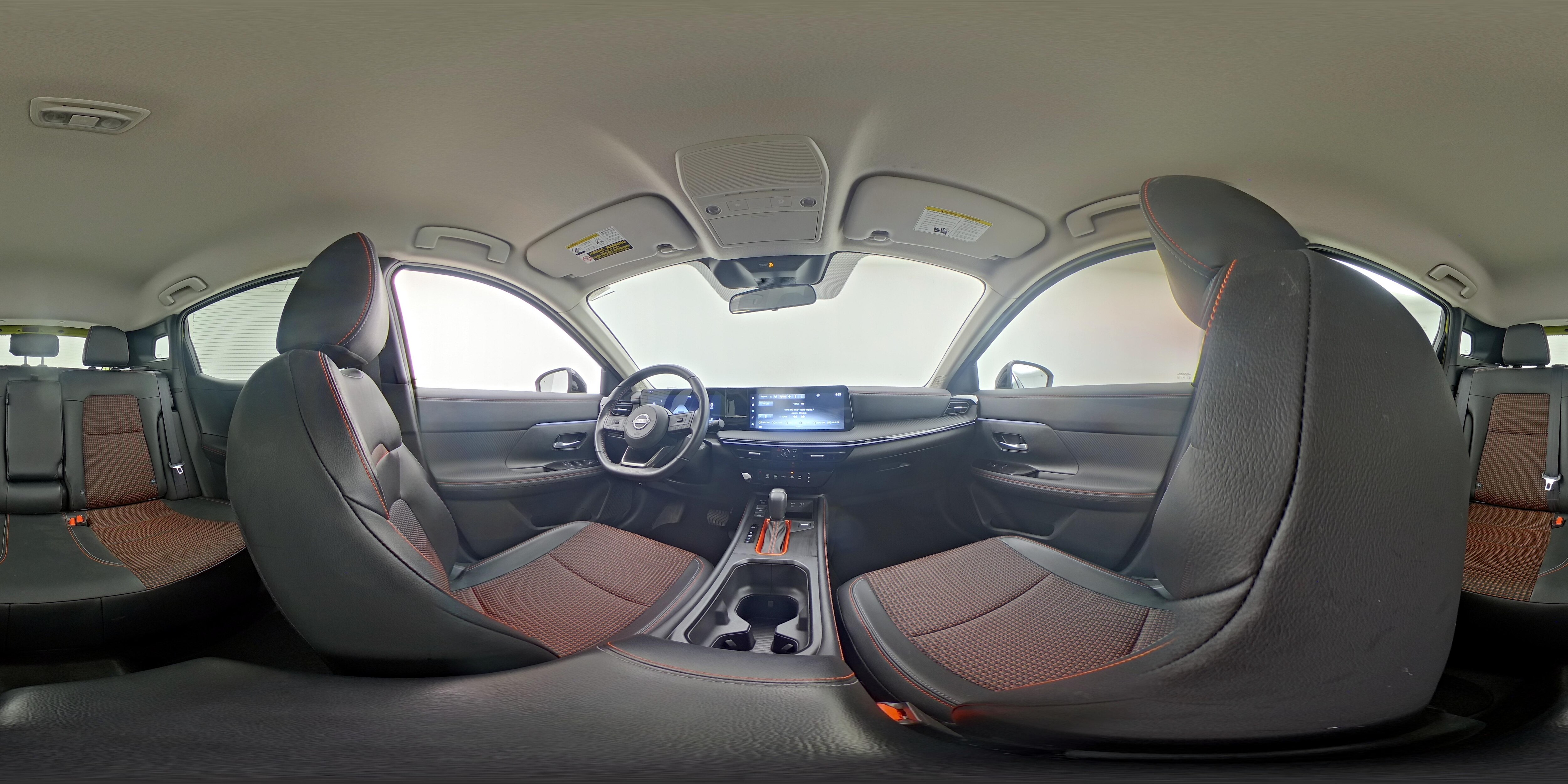2025 Nissan Kicks SR AWD - Photo 24