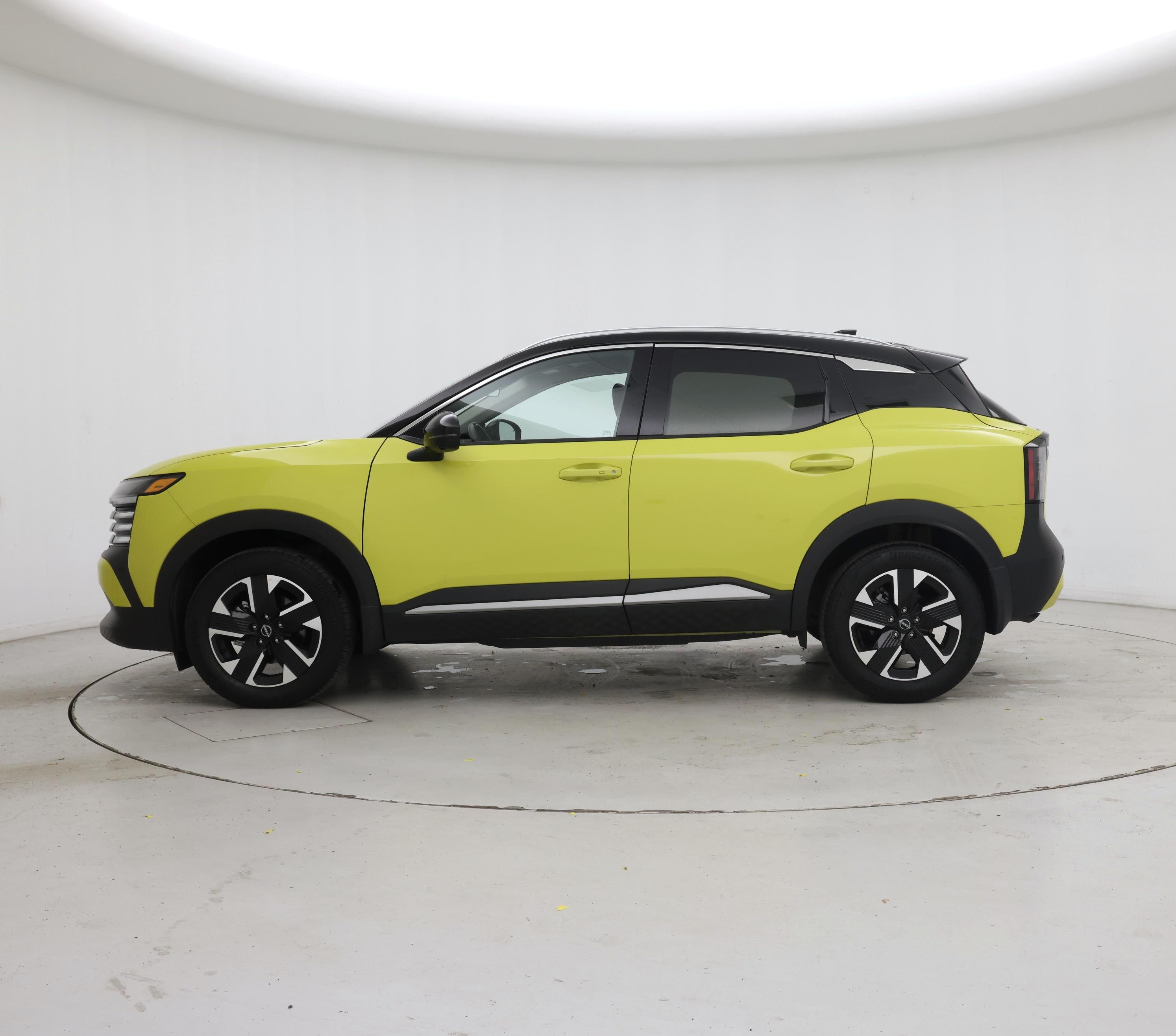 Thumbnail: 2025 Nissan Kicks - 3