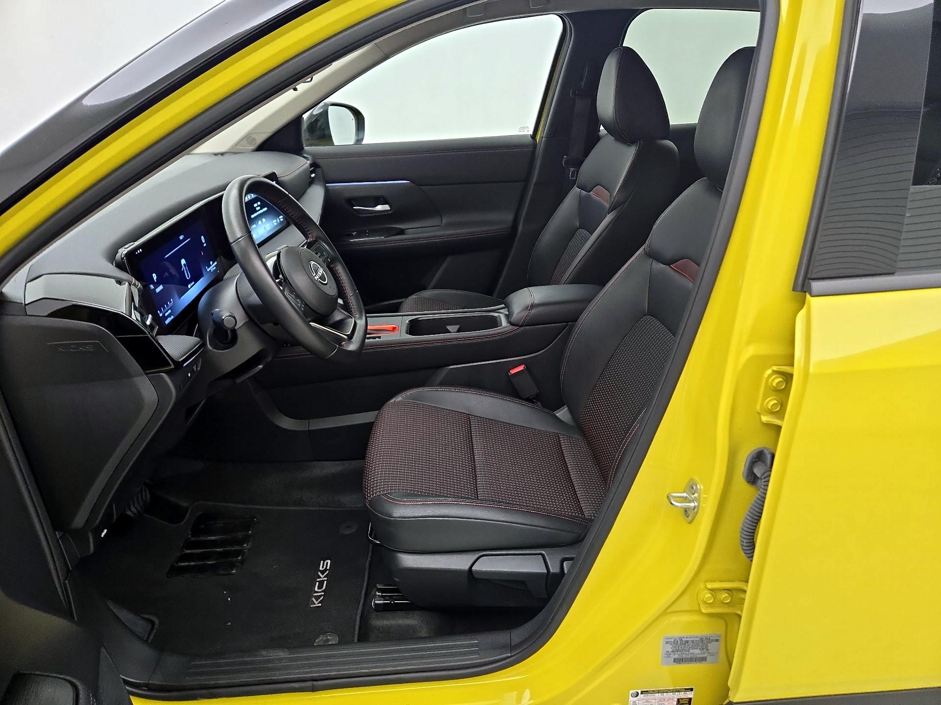 Thumbnail: 2025 Nissan Kicks - 11