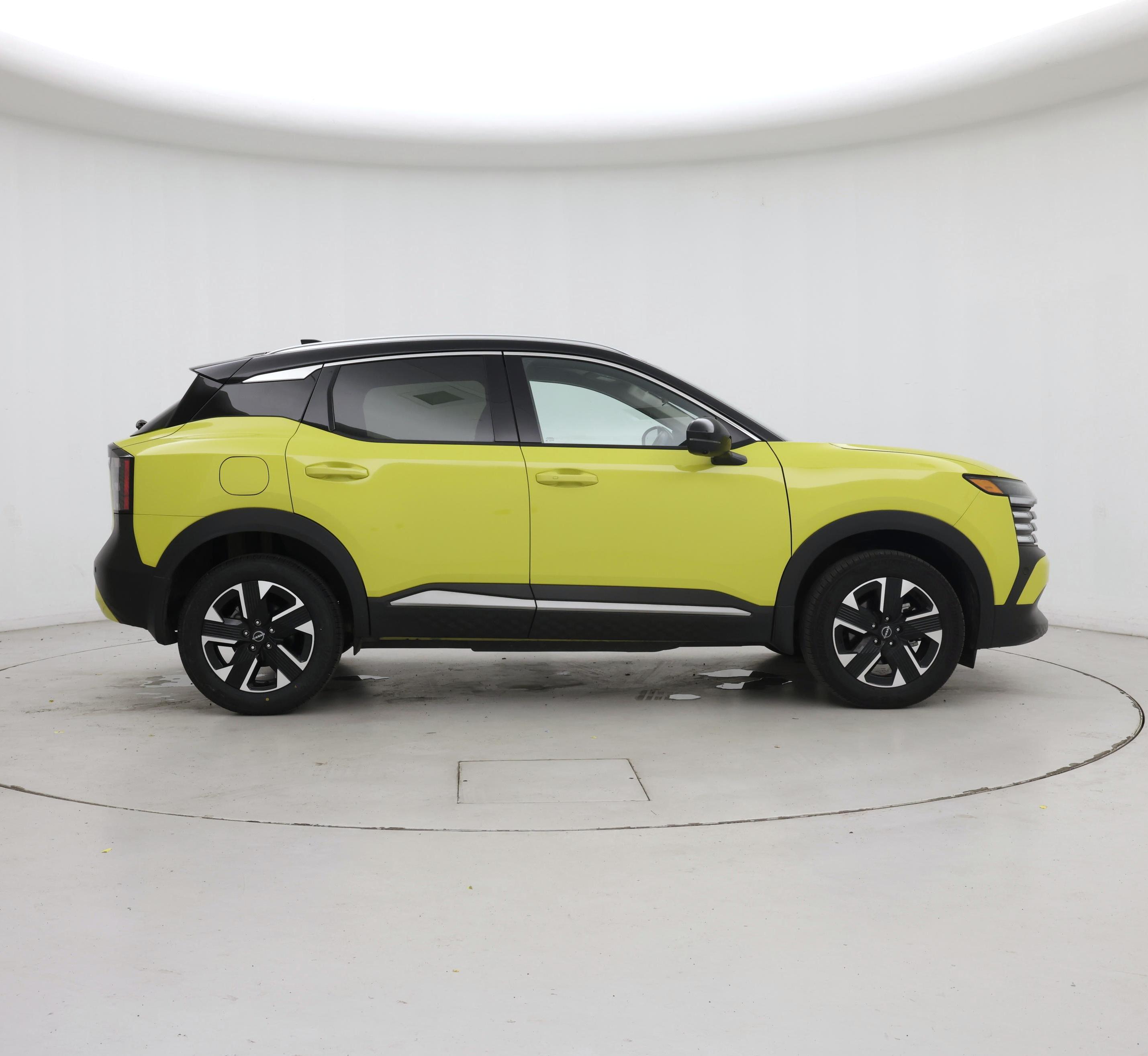 Thumbnail: 2025 Nissan Kicks - 7