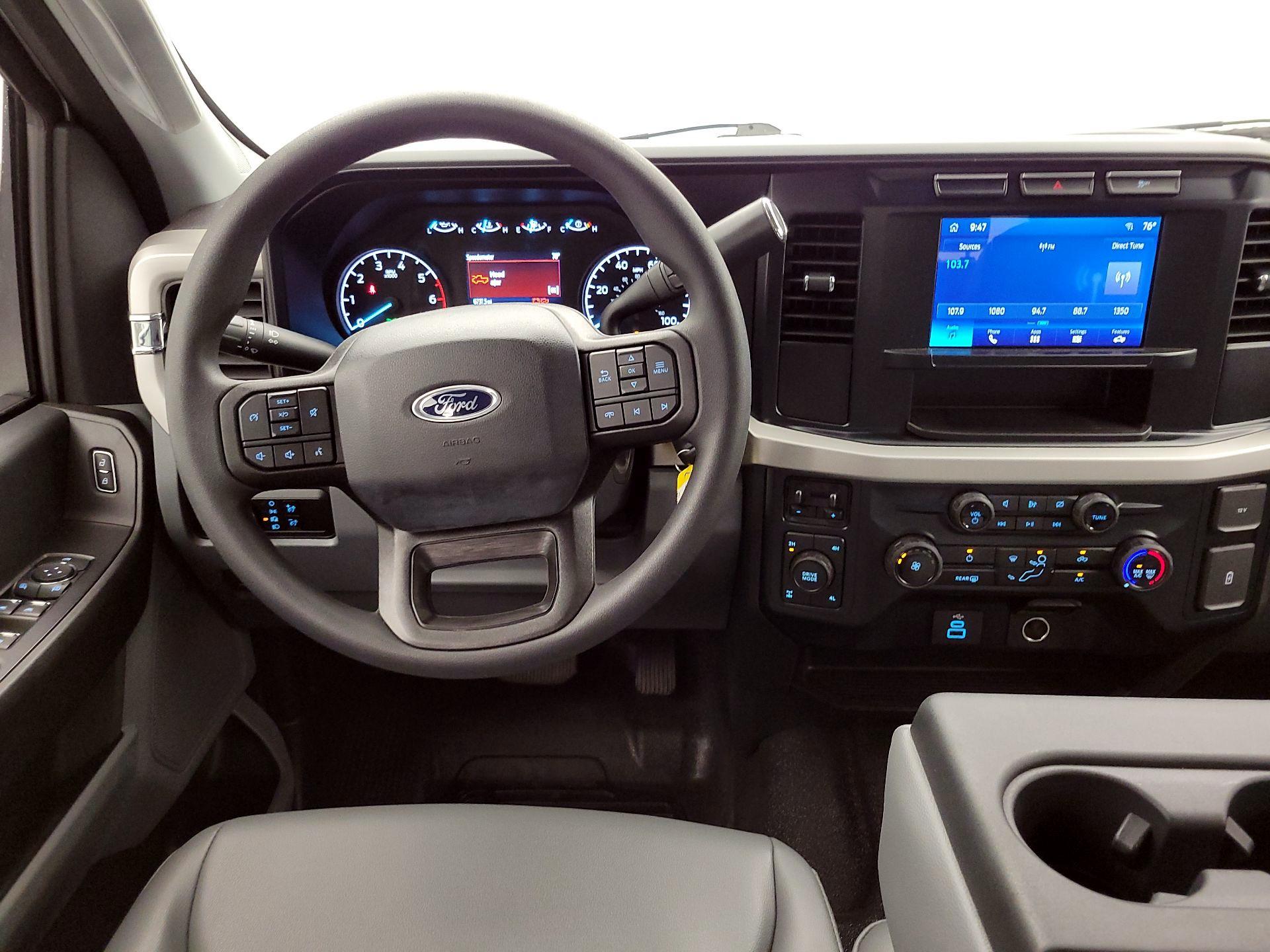 Thumbnail: 2023 Ford F-250 - 10