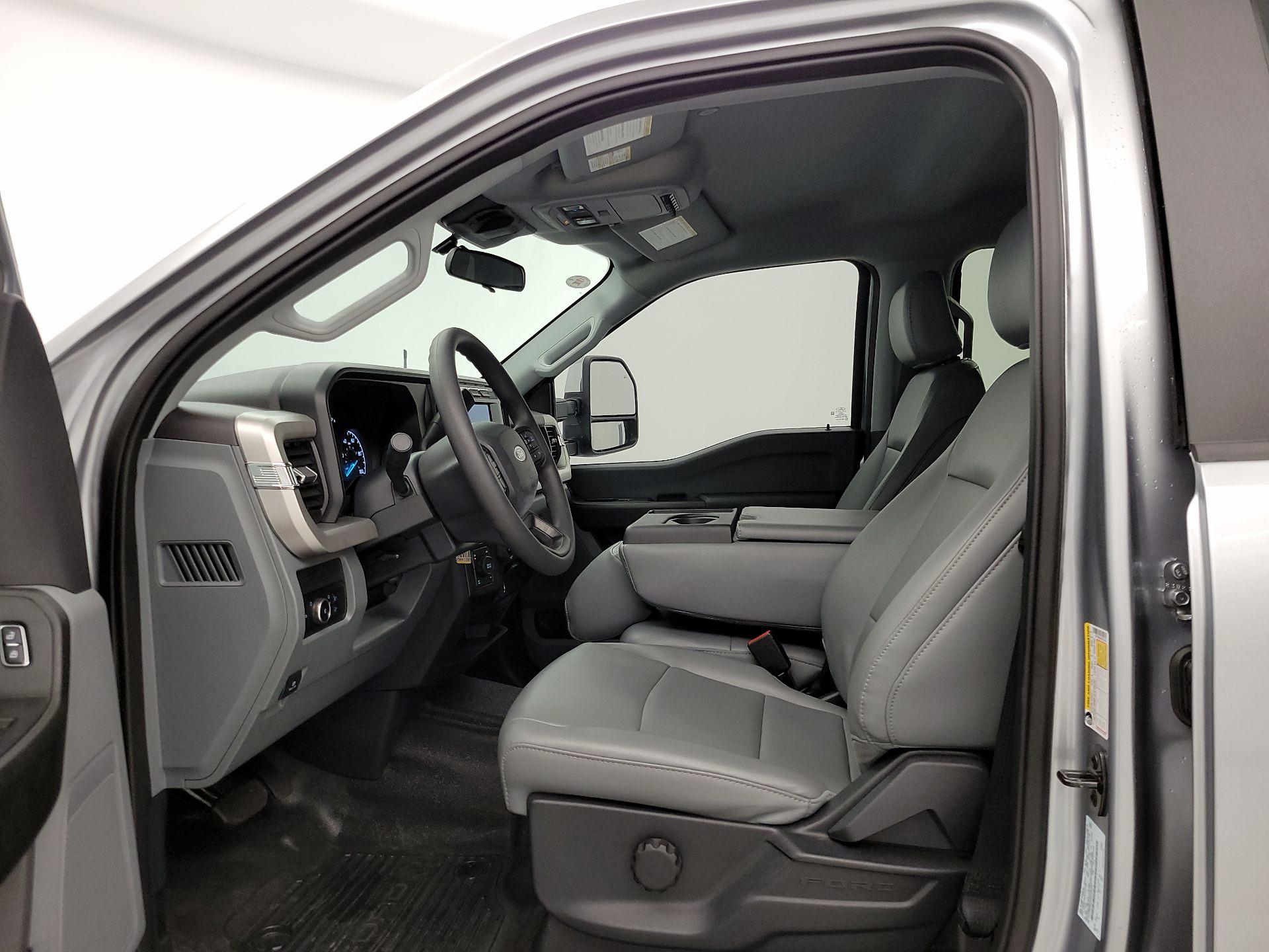 Thumbnail: 2023 Ford F-250 - 11