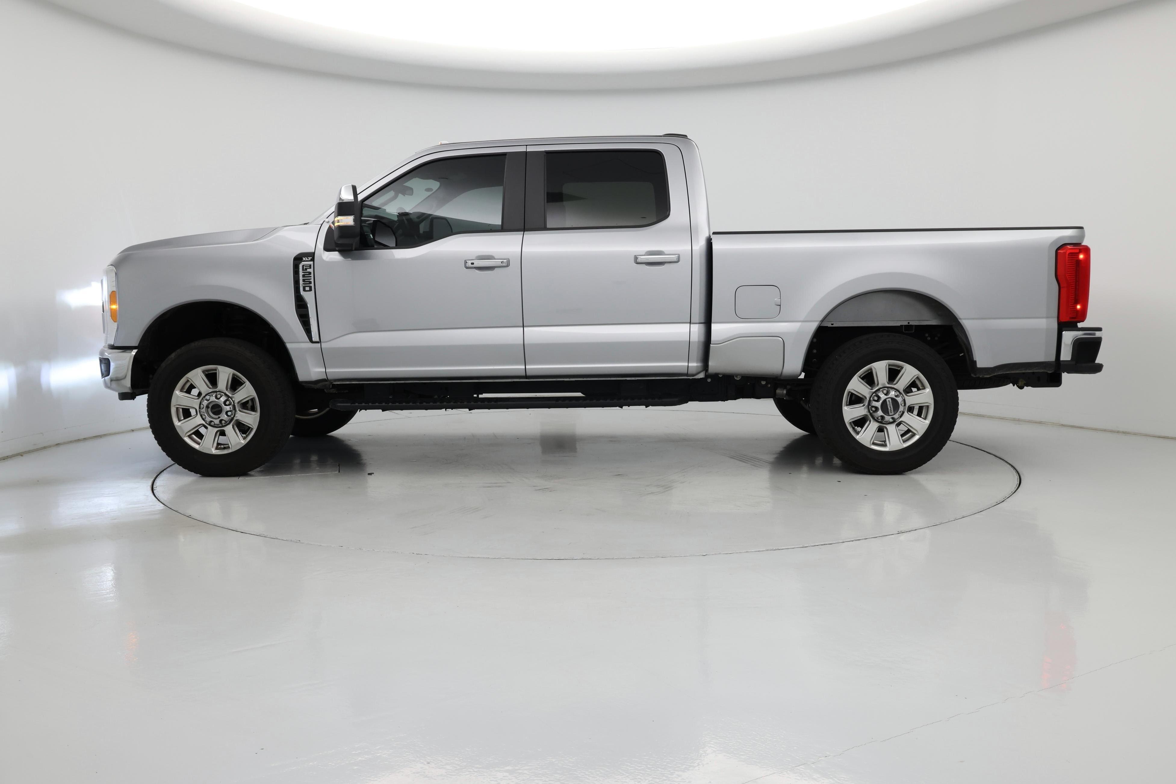 Thumbnail: 2023 Ford F-250 - 3