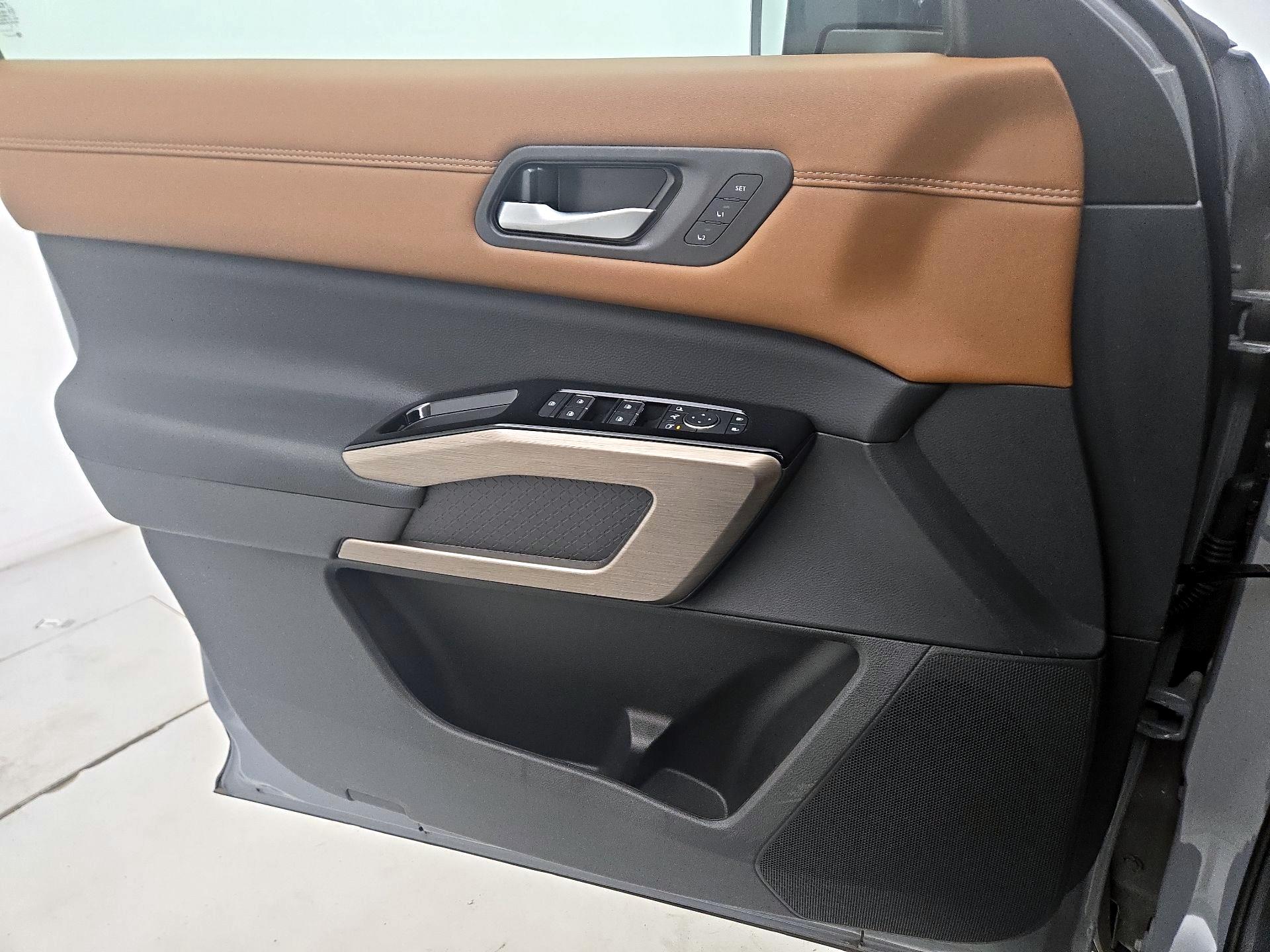 Thumbnail: 2025 Nissan Pathfinder - 10