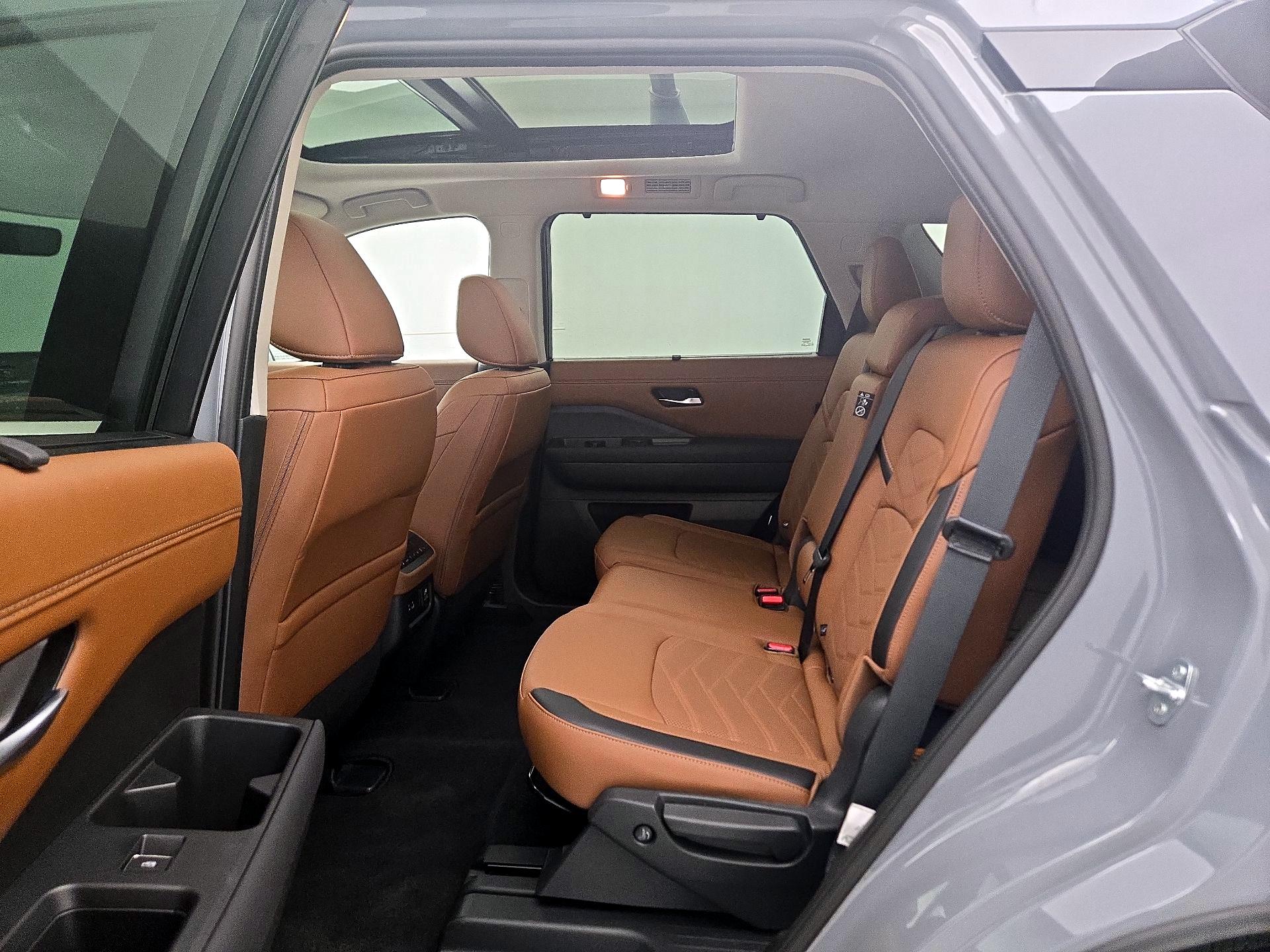 Thumbnail: 2025 Nissan Pathfinder - 18
