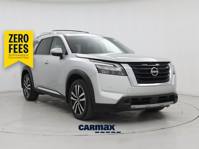 Silver 2025 Nissan Pathfinder SUV / Crossover Front-Wheel Drive Automatic