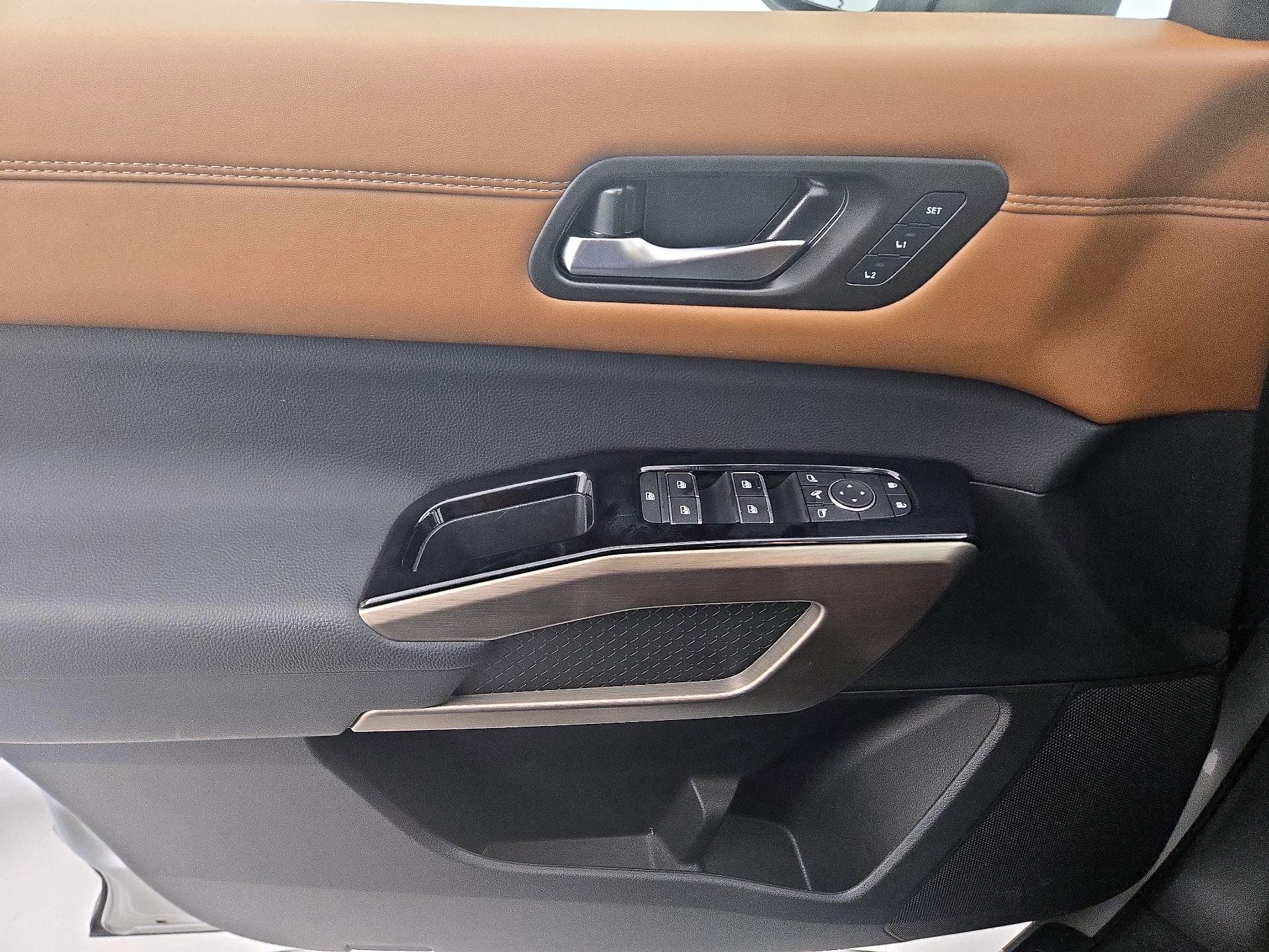 Thumbnail: 2025 Nissan Pathfinder - 12