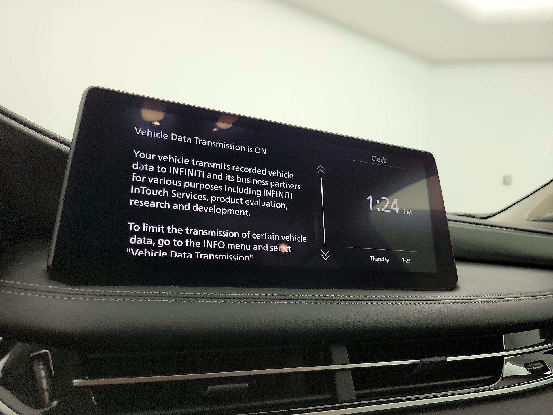 Thumbnail: 2023 INFINITI QX60 - 16