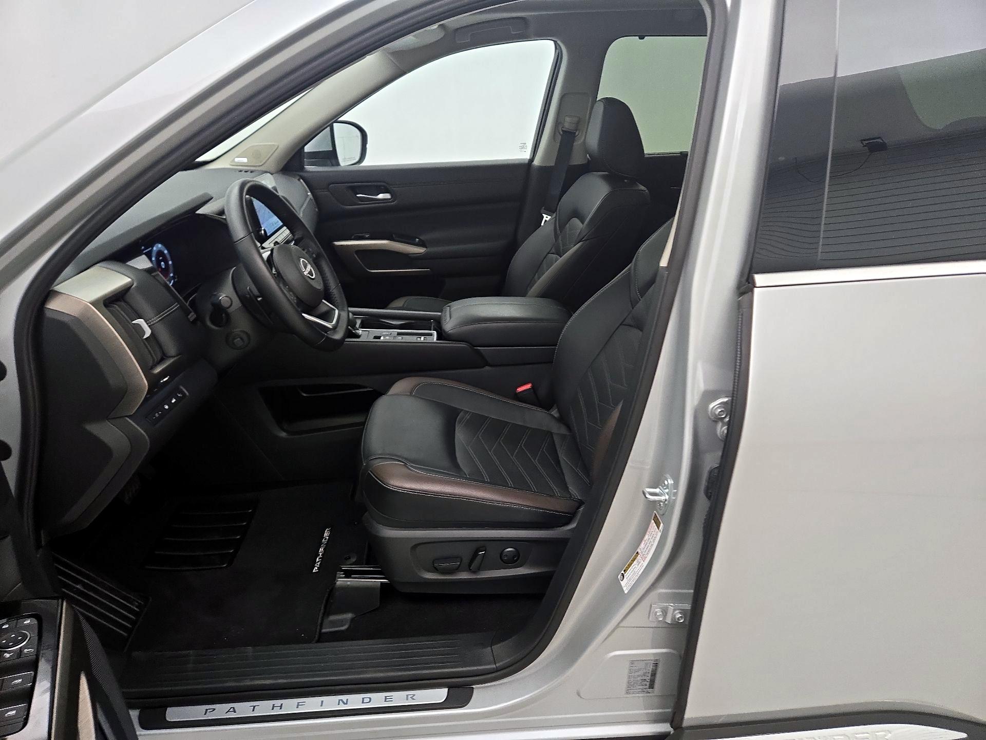 Thumbnail: 2025 Nissan Pathfinder - 11