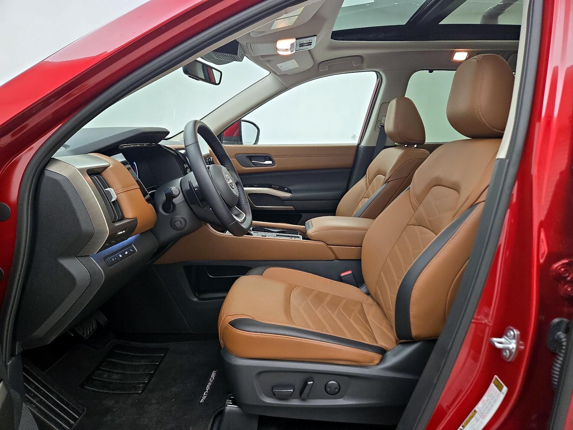 Thumbnail: 2025 Nissan Pathfinder - 11