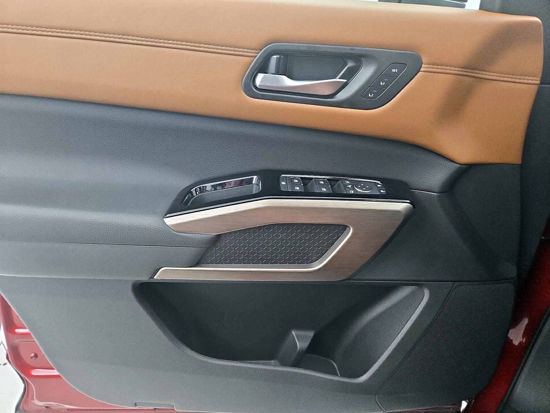 Thumbnail: 2025 Nissan Pathfinder - 12