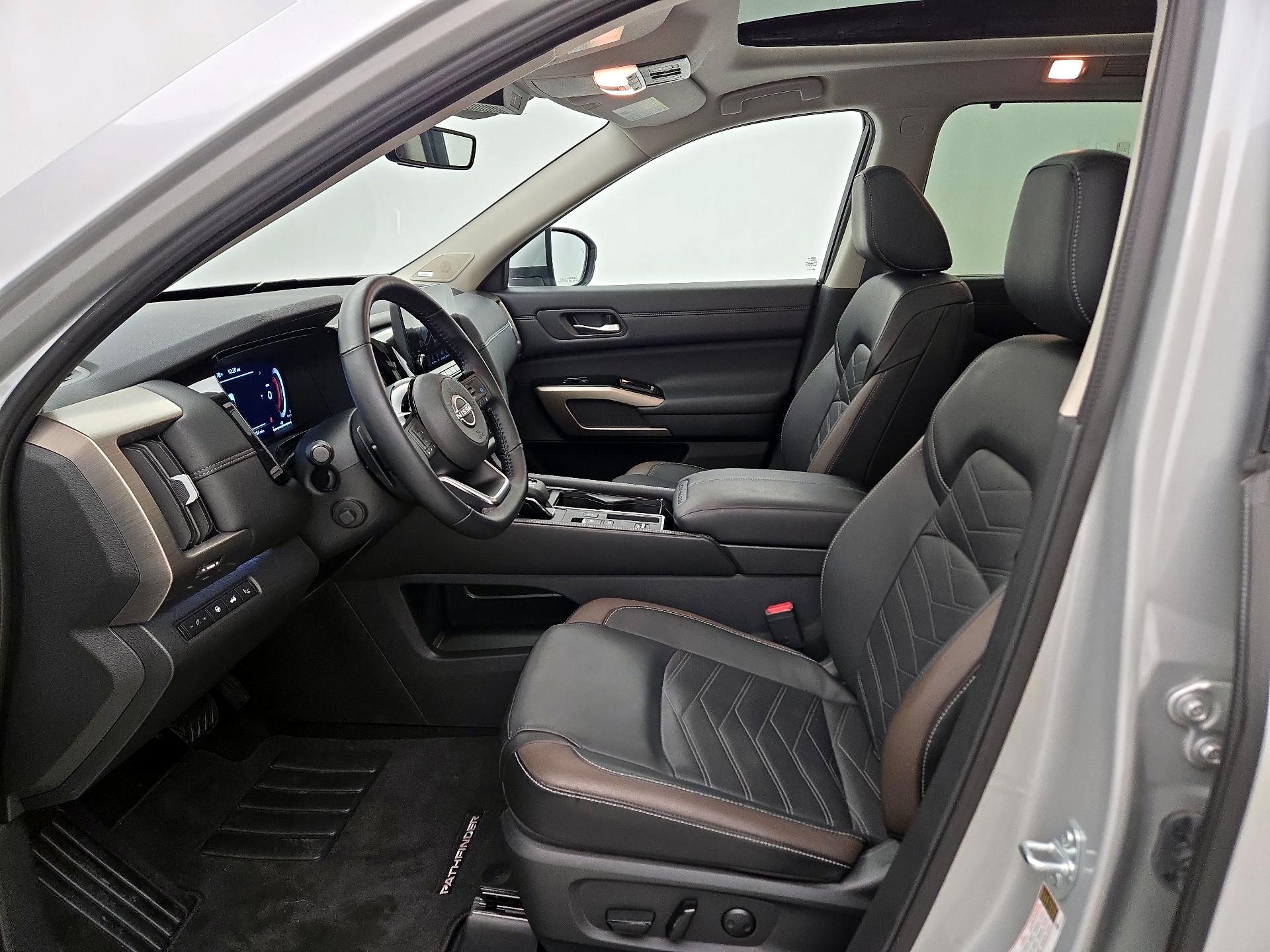 Thumbnail: 2025 Nissan Pathfinder - 11