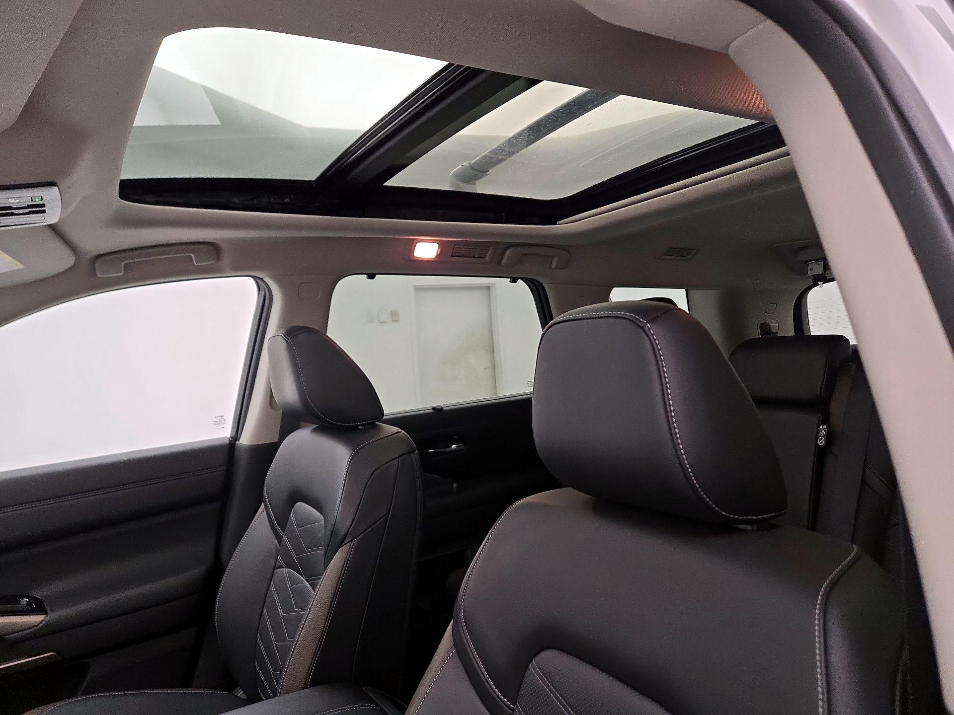 Thumbnail: 2025 Nissan Pathfinder - 20