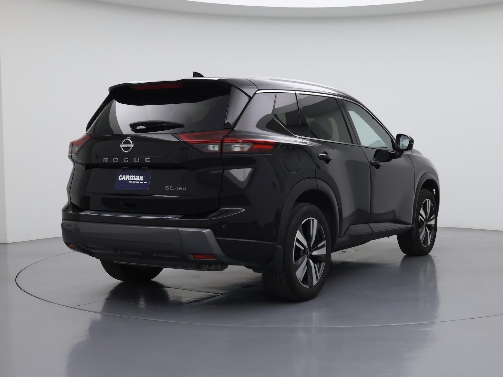 2025 Nissan Rogue SL - Photo 9