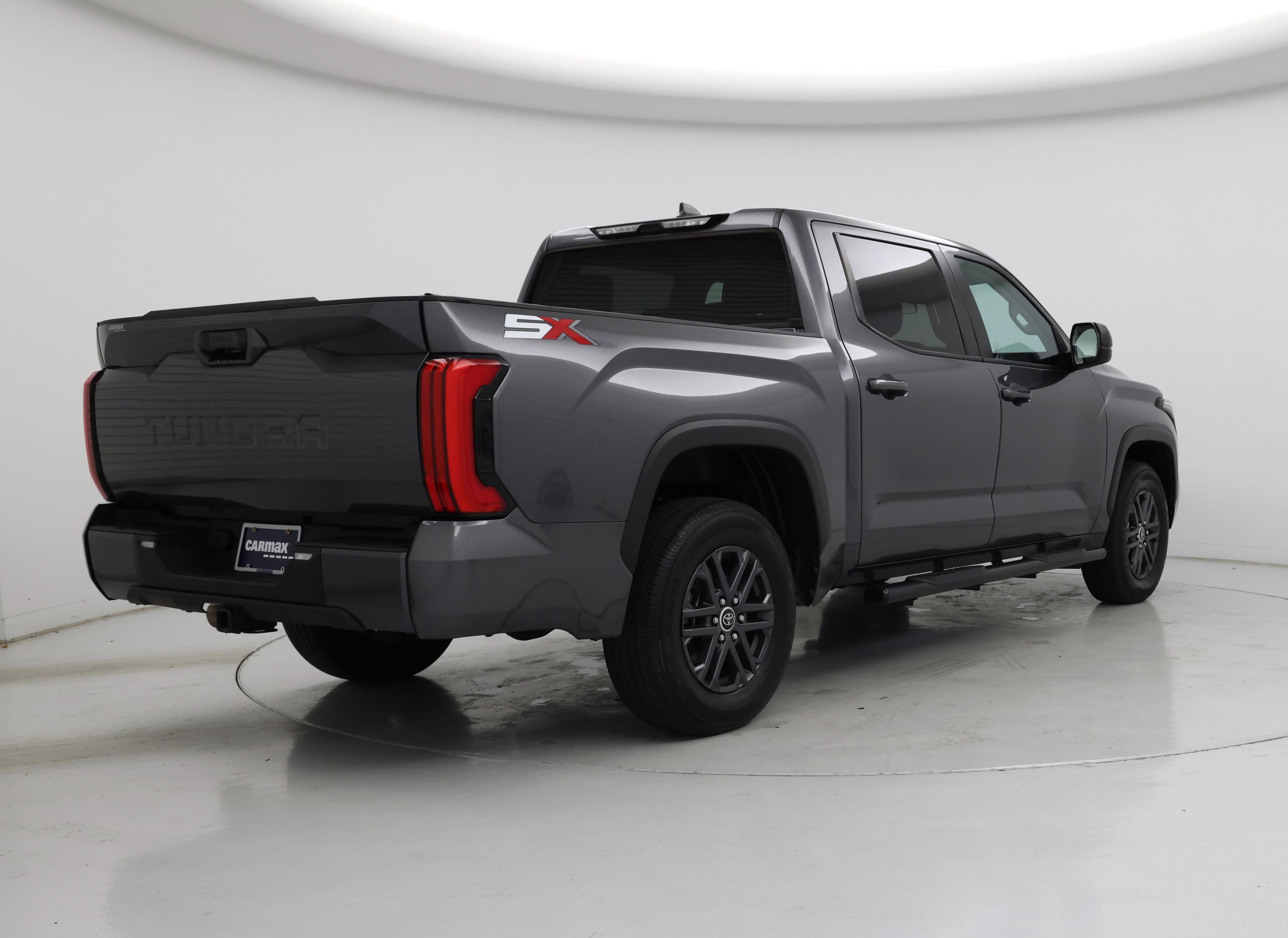 Thumbnail: 2024 Toyota Tundra - 8