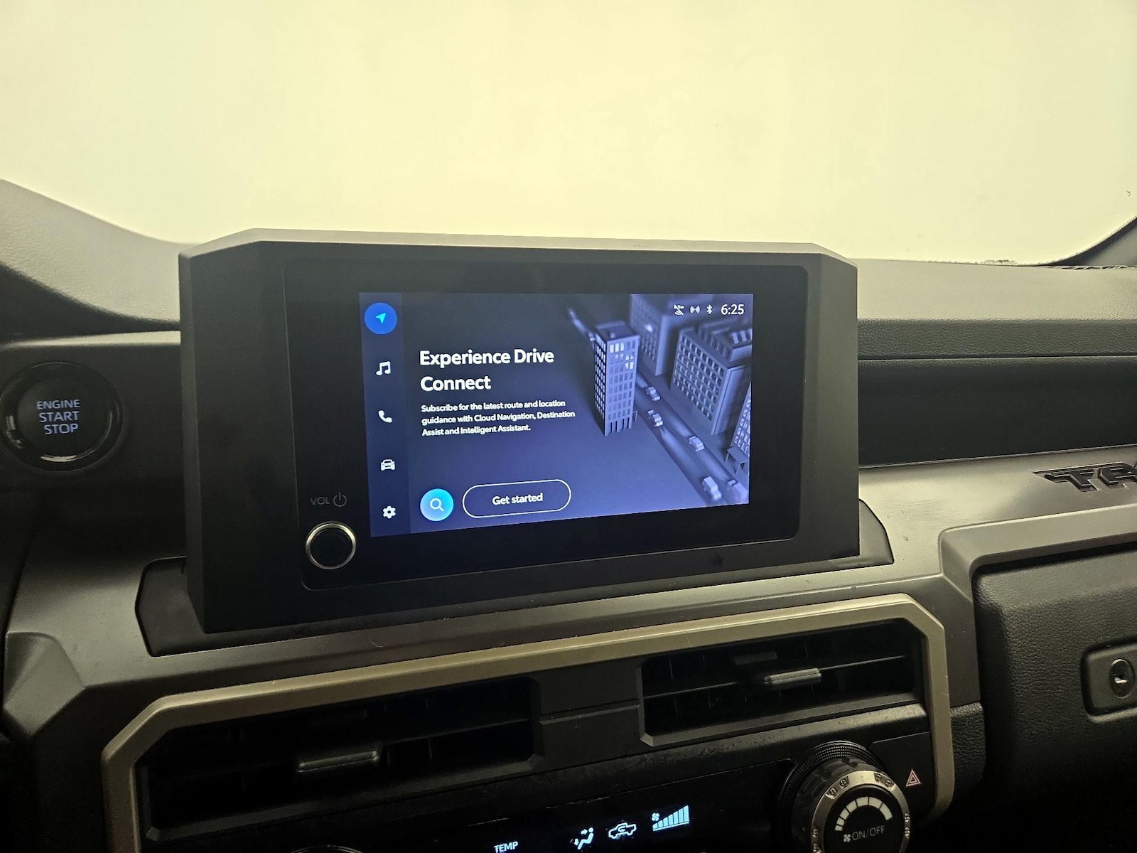 2024 Toyota Tacoma SR5 - Photo 15