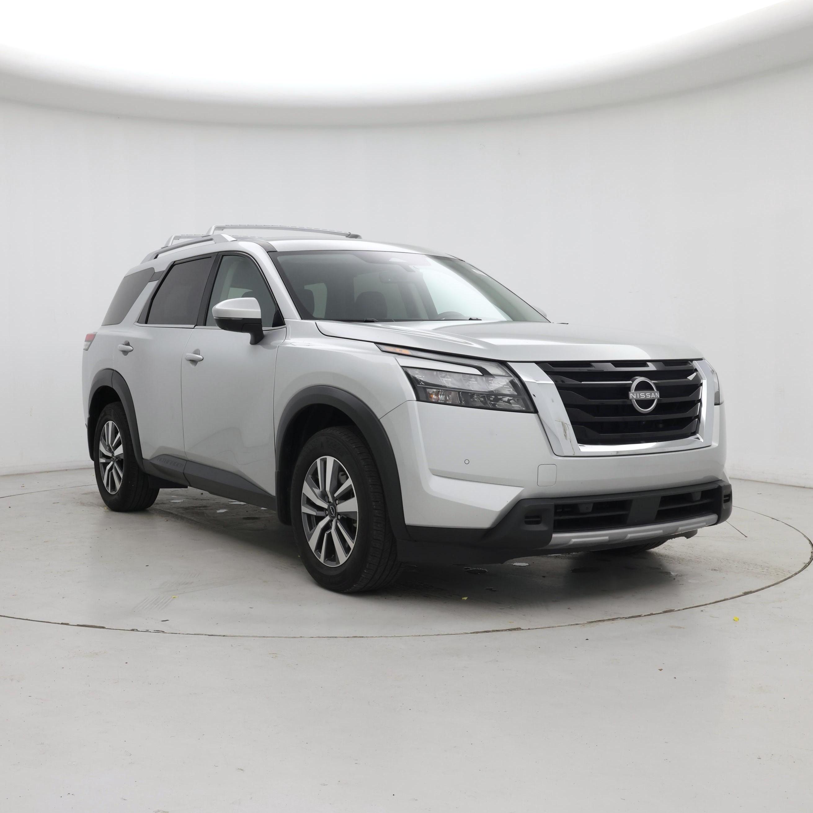 Silver 2025 Nissan Pathfinder SUV / Crossover Front-Wheel Drive Automatic