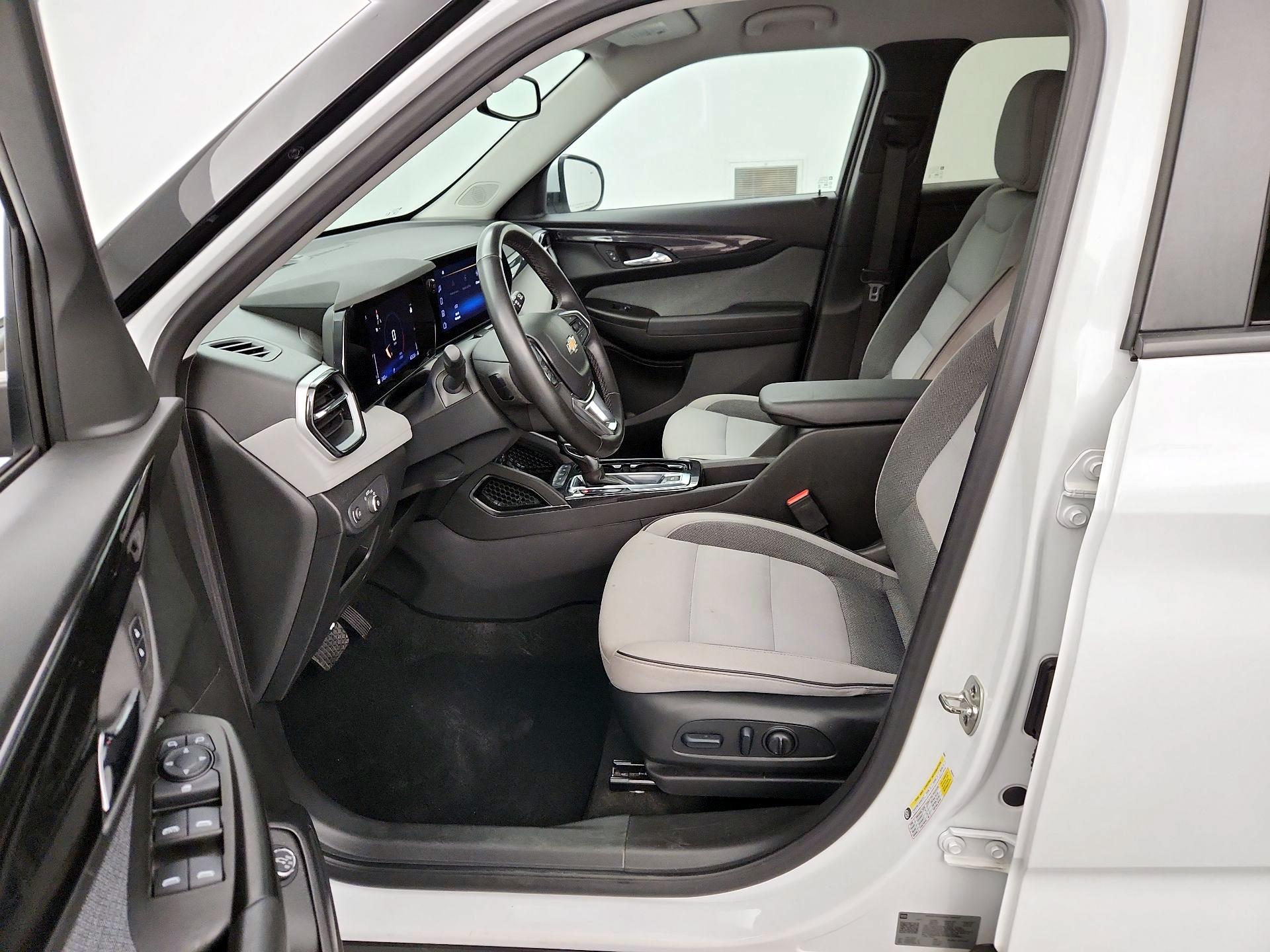Thumbnail: 2024 Chevrolet TrailBlazer - 11