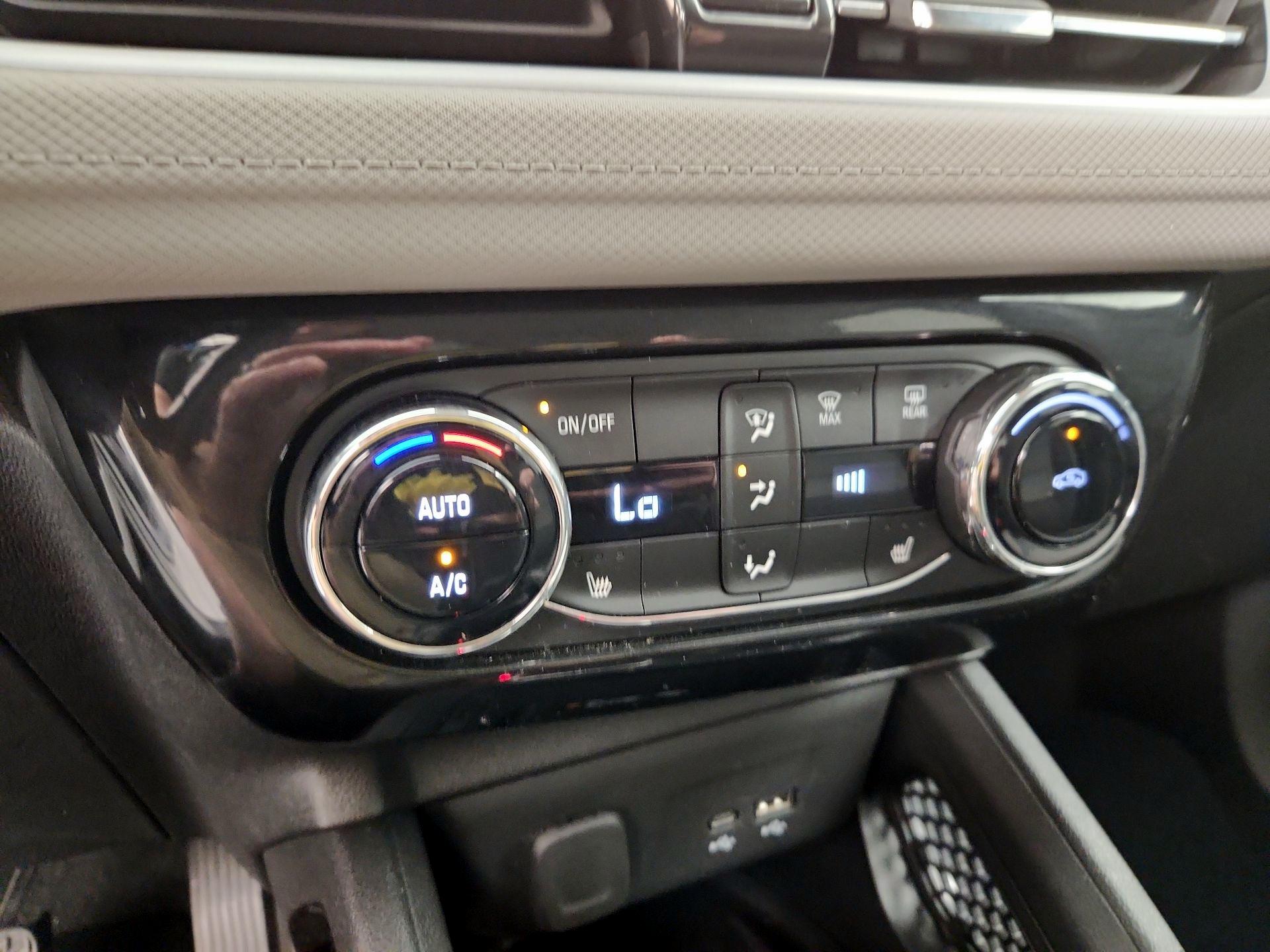Thumbnail: 2024 Chevrolet TrailBlazer - 16
