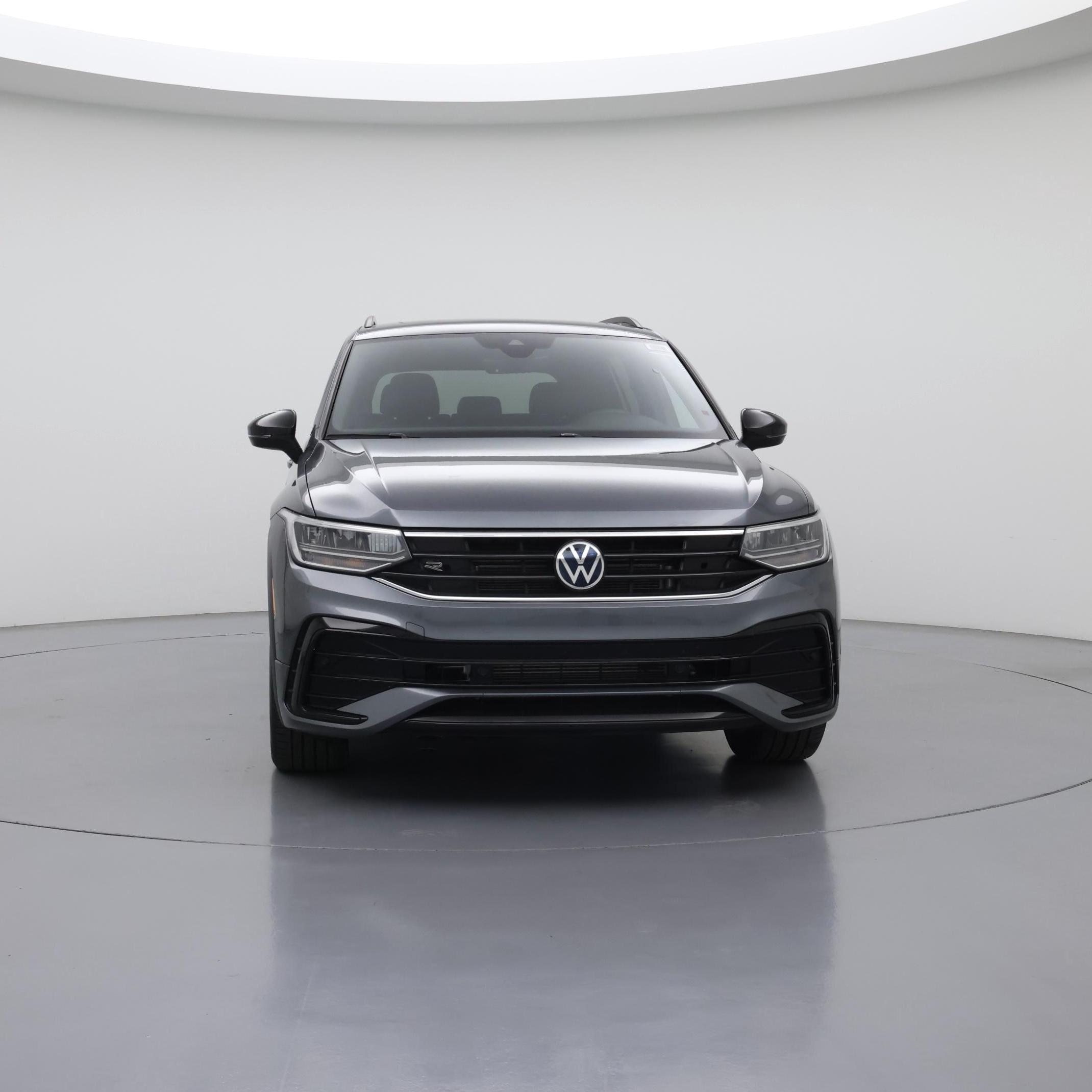 Thumbnail: 2023 Volkswagen Tiguan - 5