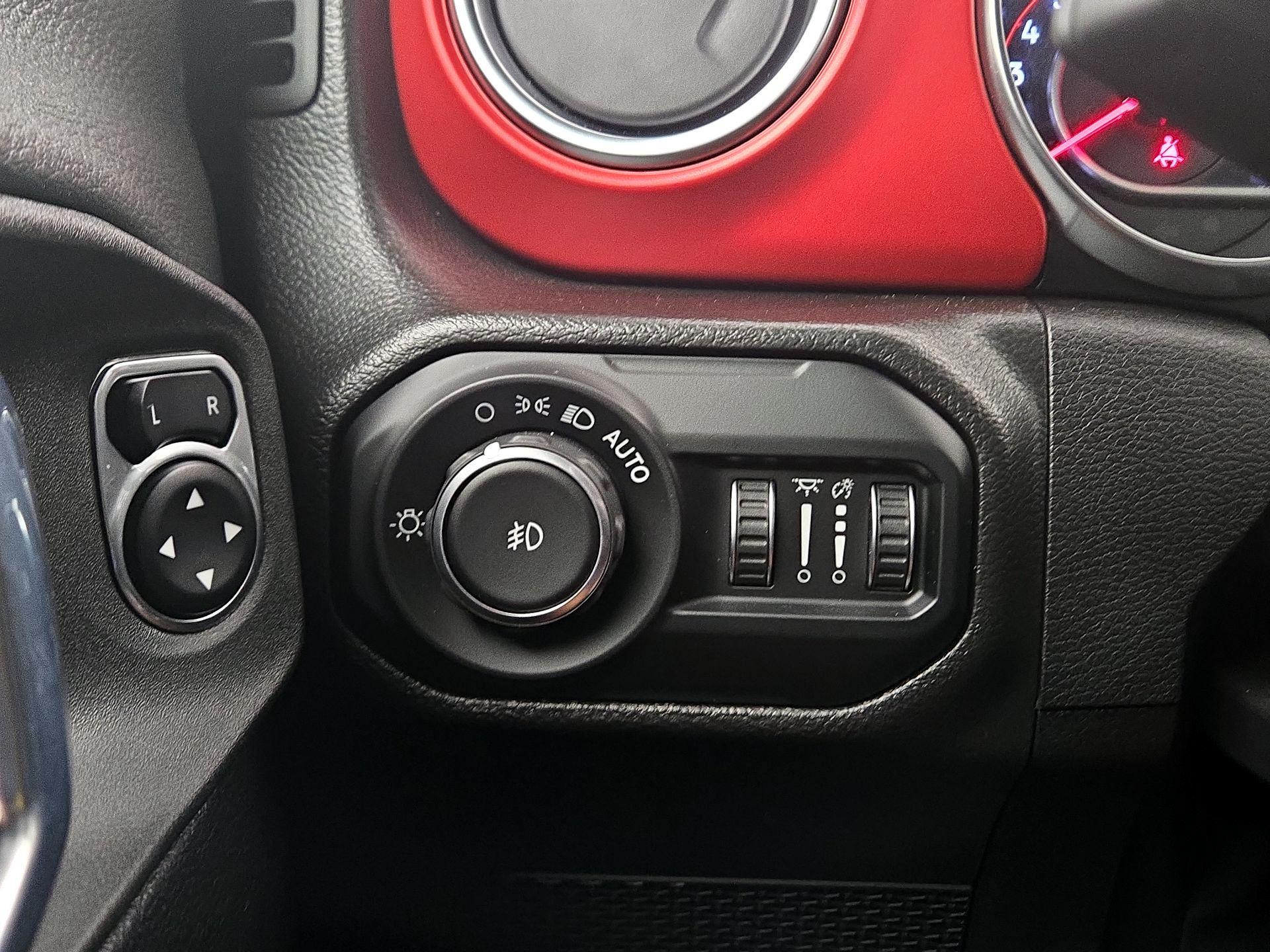Thumbnail: 2022 Jeep Wrangler - 13