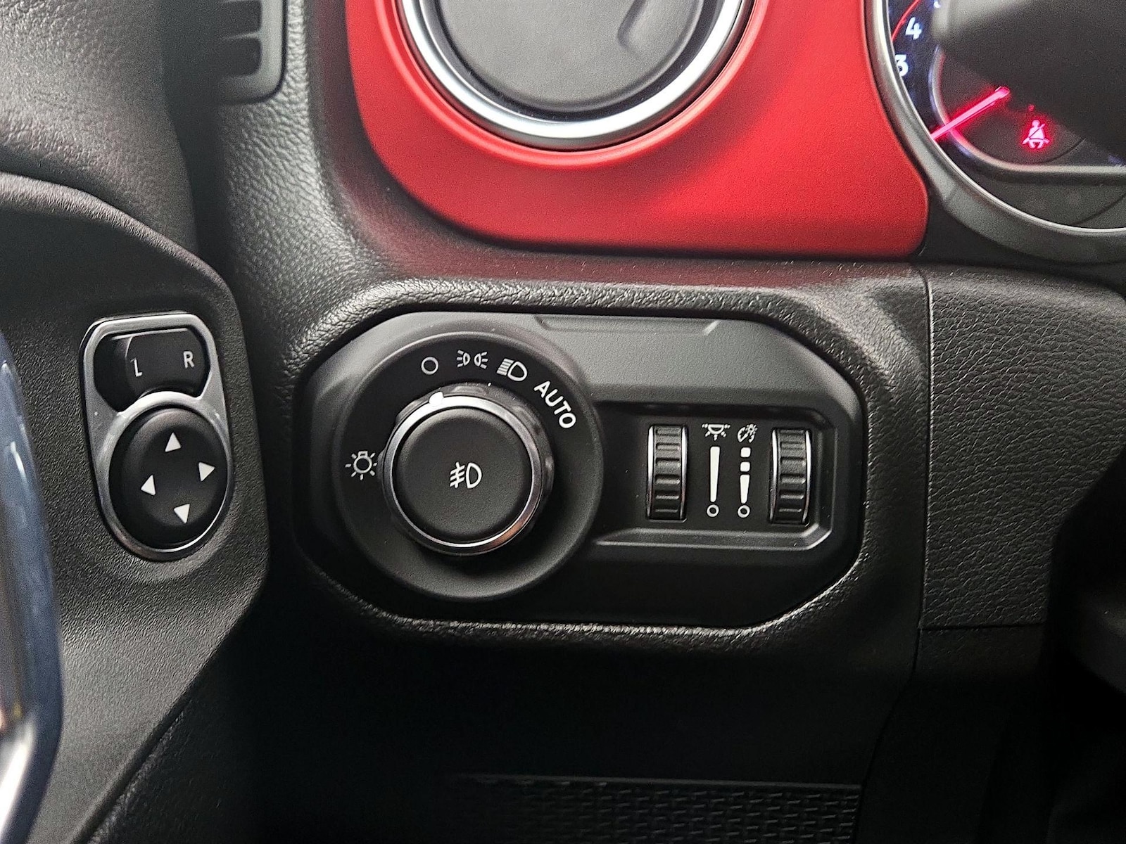 2022 Jeep Wrangler Unlimited Rubicon - Photo 14